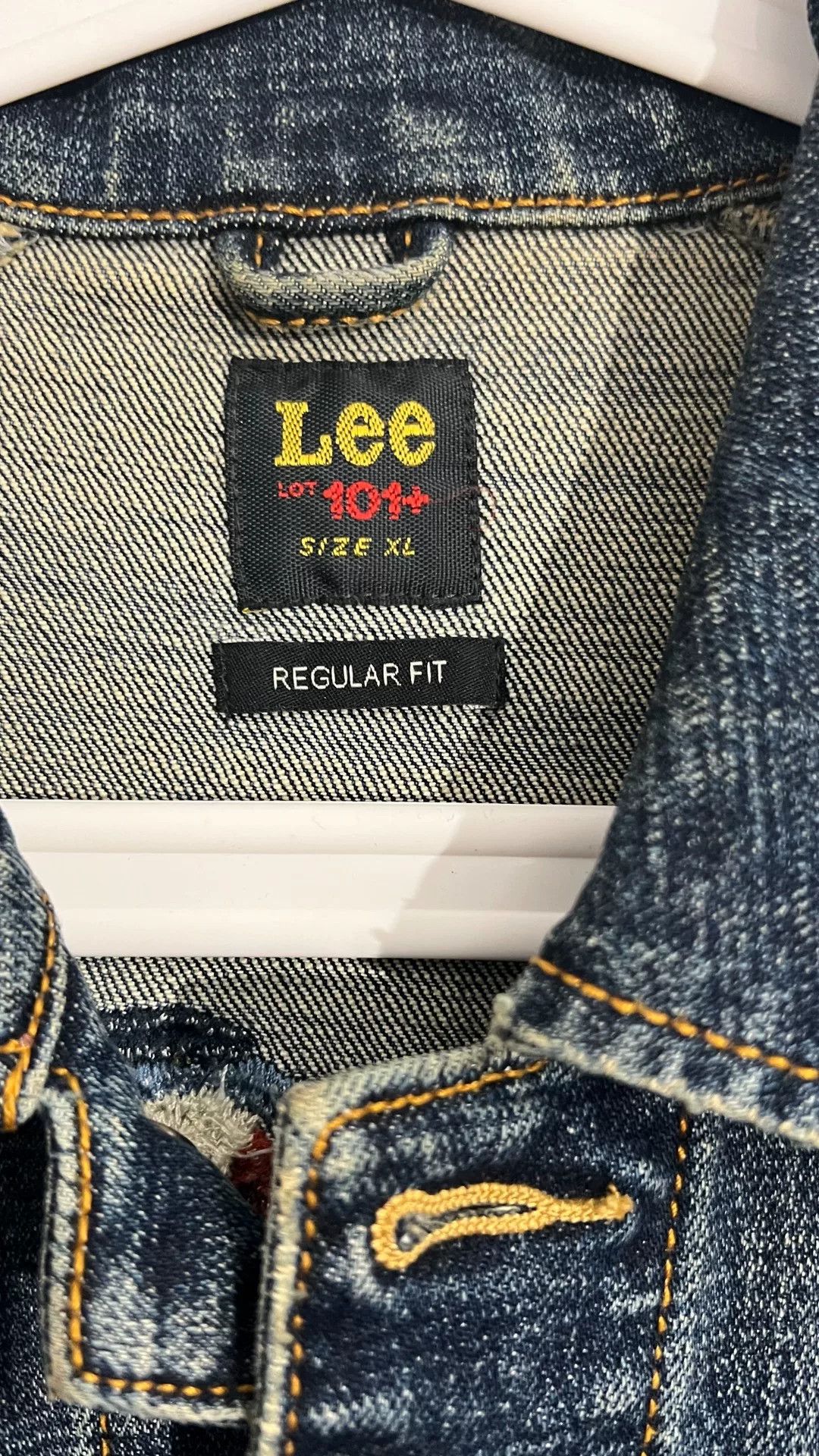 Lee Embroidered Denim Jacket by Lee Size US XL / EU 56 / 4 - 9 Thumbnail