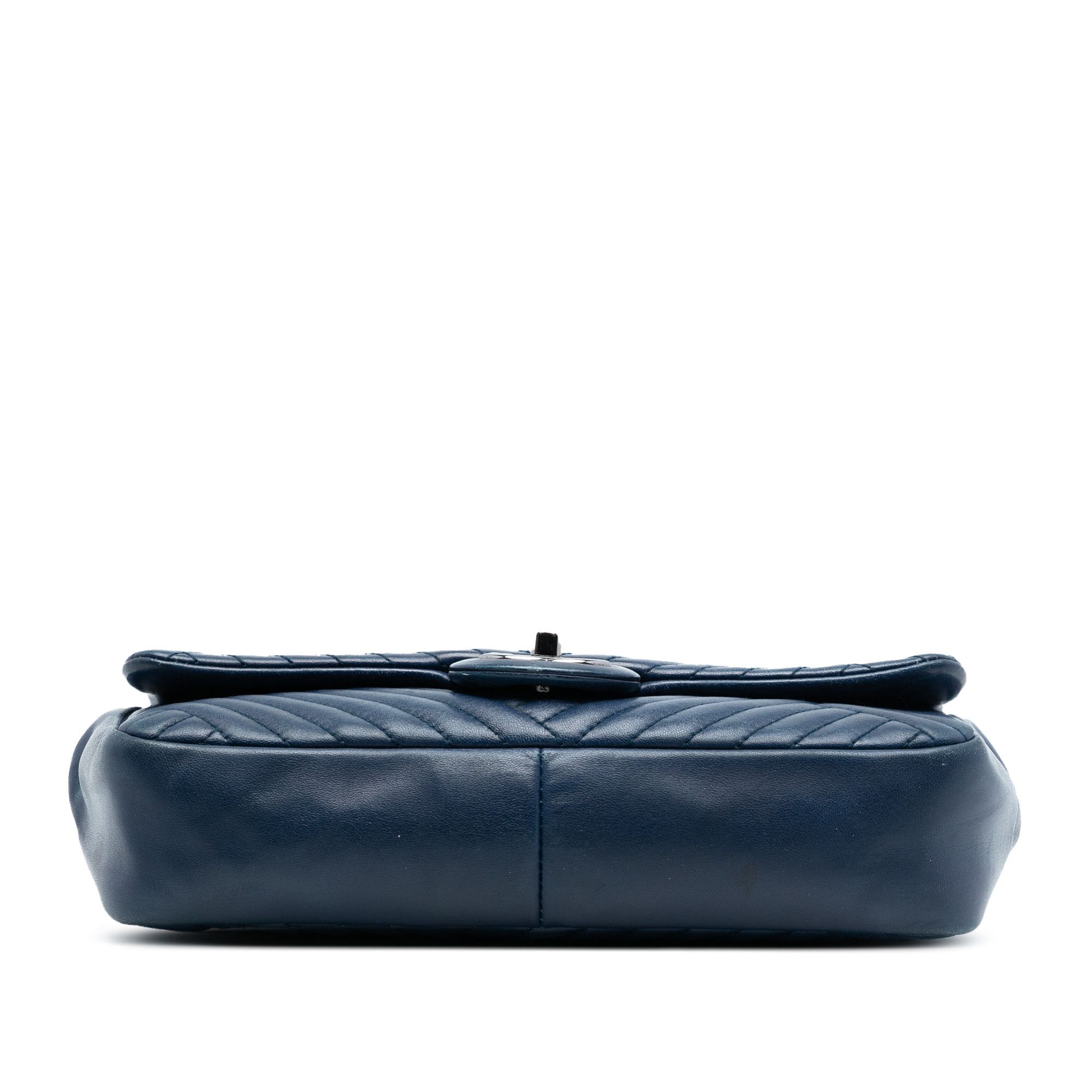Chanel Chanel Small Lambskin CC Crossing Flap Size ONE SIZE - 3 Thumbnail