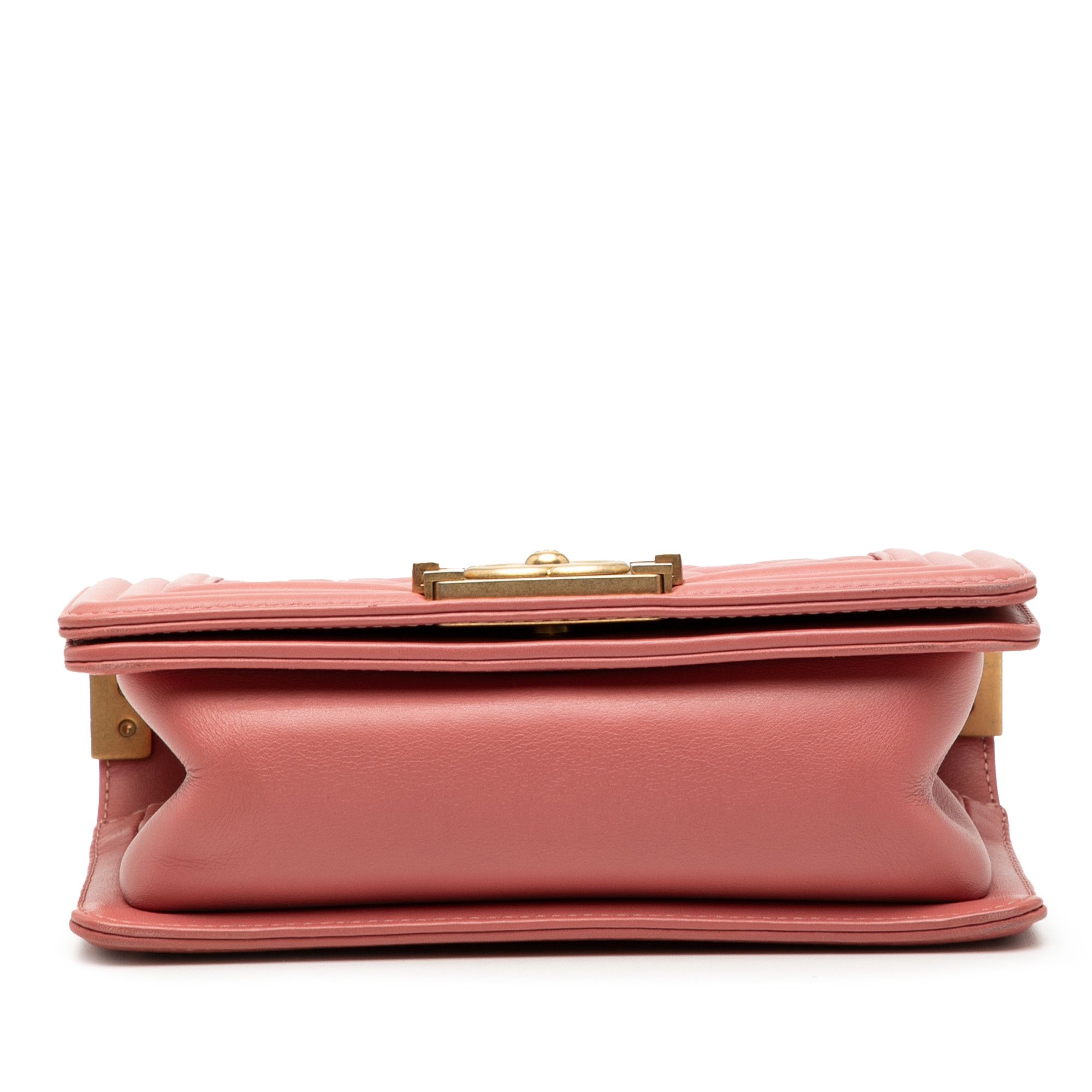 Chanel Chanel Small Quilted Lambskin Boy Flap Size ONE SIZE - 3 Thumbnail