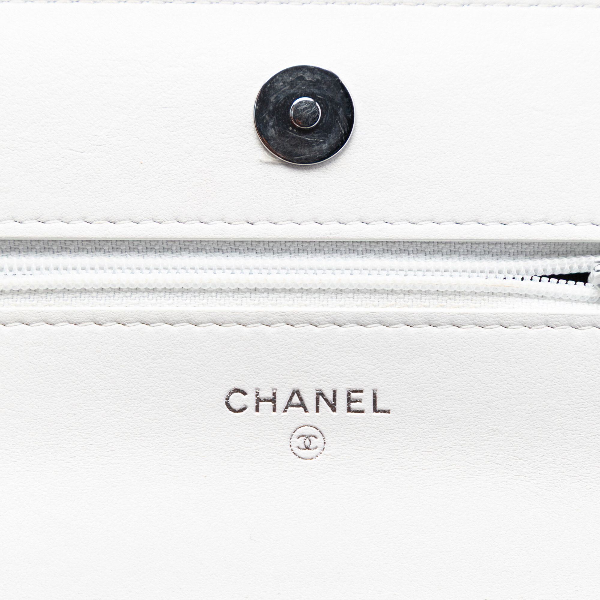 Chanel Chanel Quilted Lambskin 19 Wallet on Chain Size ONE SIZE - 5 Thumbnail