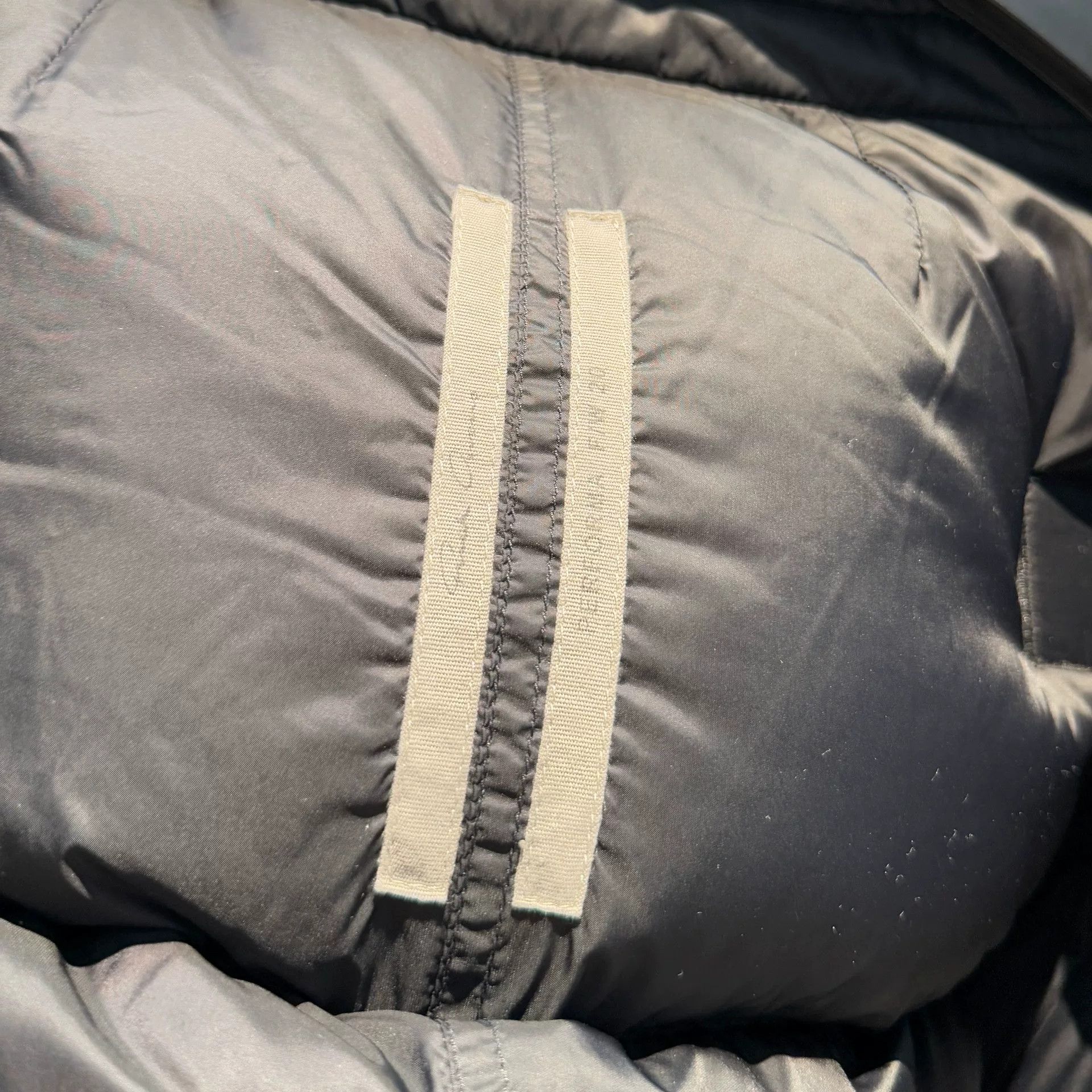 Rick Owens Rick Owens Short Puffer Jacket with Neck Design Size S / US 4 / IT 40 - 6 Thumbnail