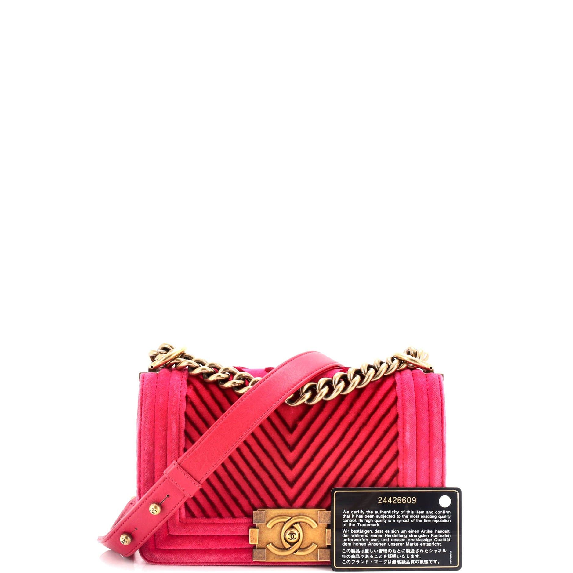 Chanel Boy Flap Bag Size ONE SIZE - 2 Thumbnail
