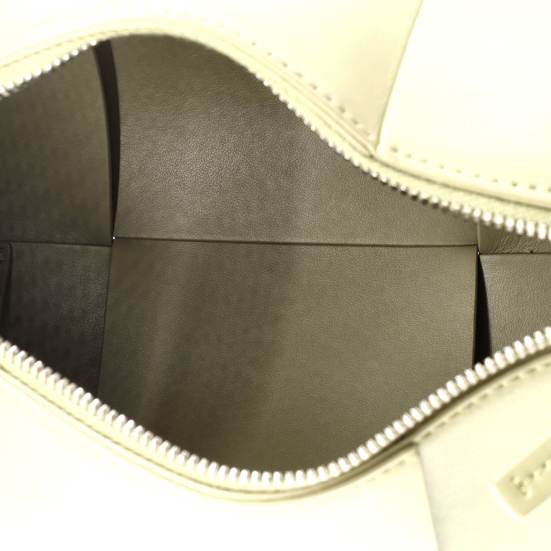 Canette Crossbody Bag
