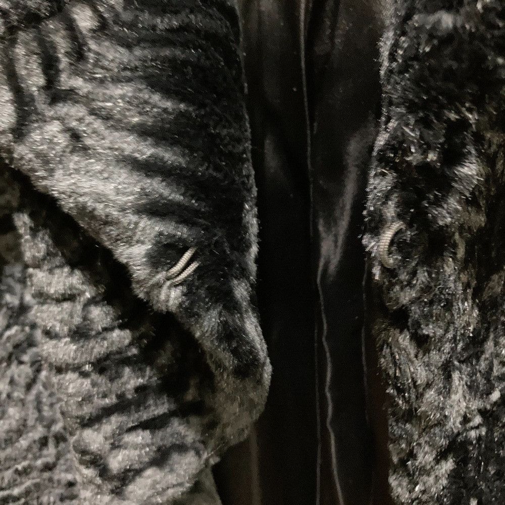 Armani Armani Armani Collezioni Rabbit Fur Drape Jacket Fur Outerwear DUTY FREE for USA Size ONE SIZE - 4 Thumbnail