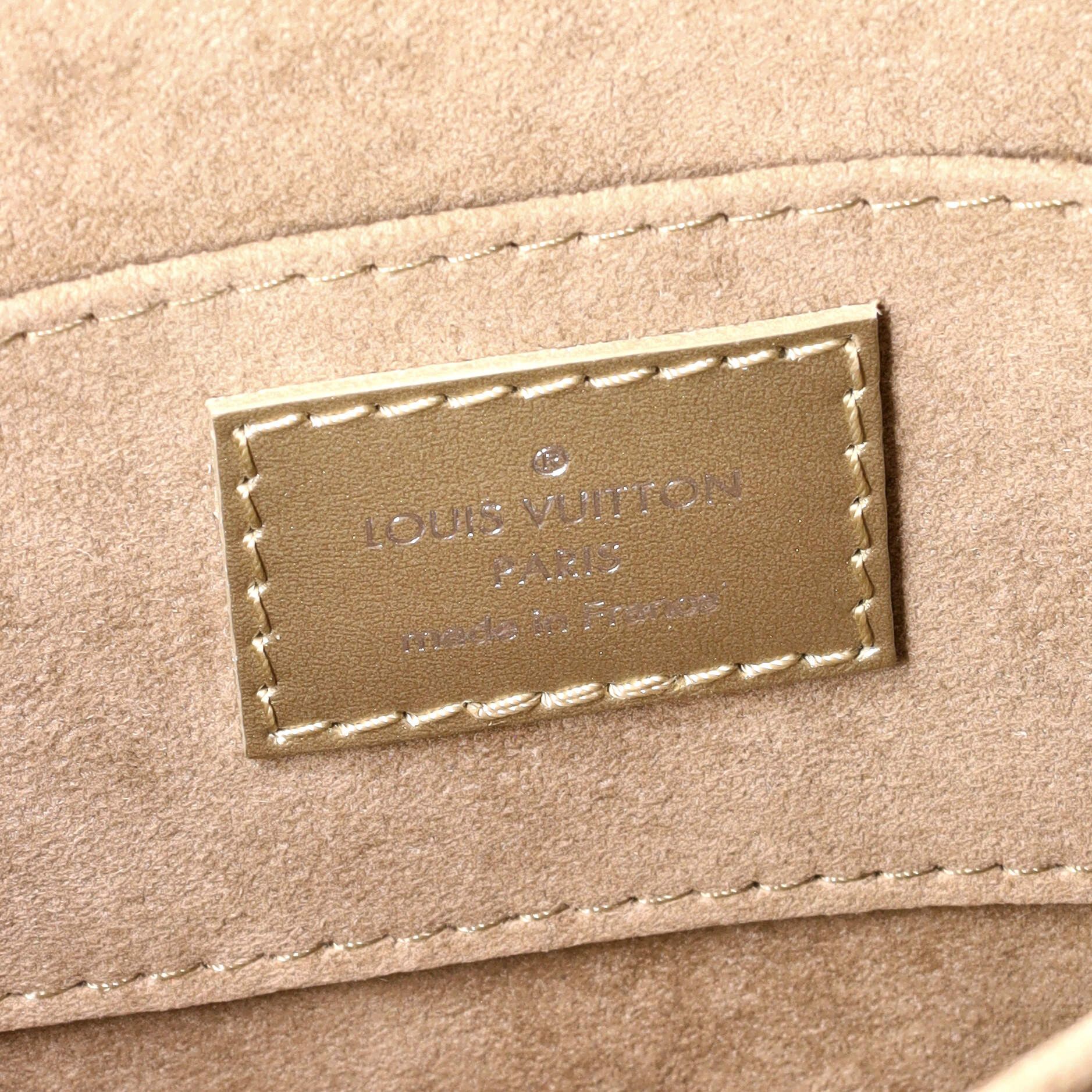Louis Vuitton Dauphine Shoulder Bag Size ONE SIZE - 7 Thumbnail