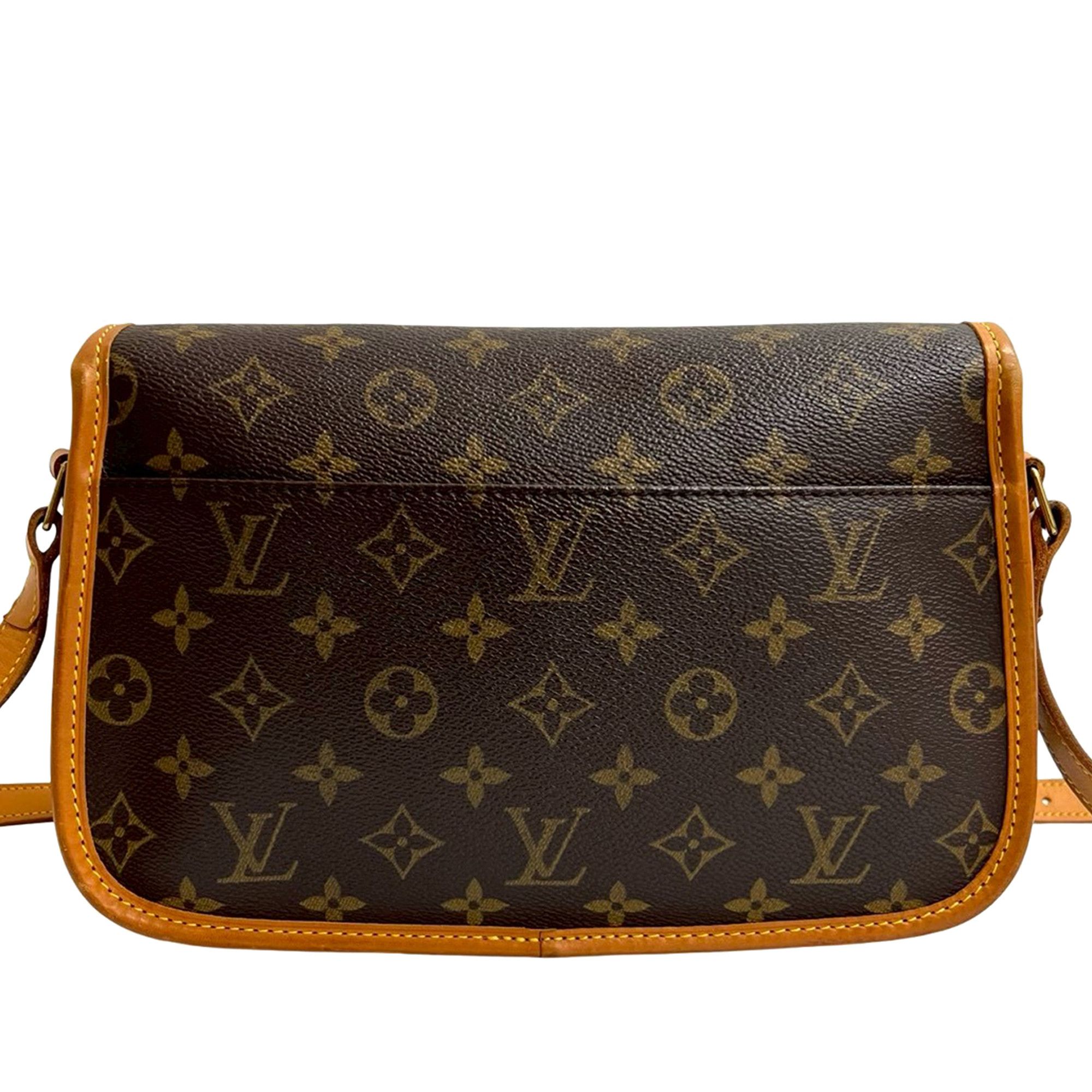 Louis Vuitton Louis Vuitton Monogram Sologne Size ONE SIZE - 2 Thumbnail