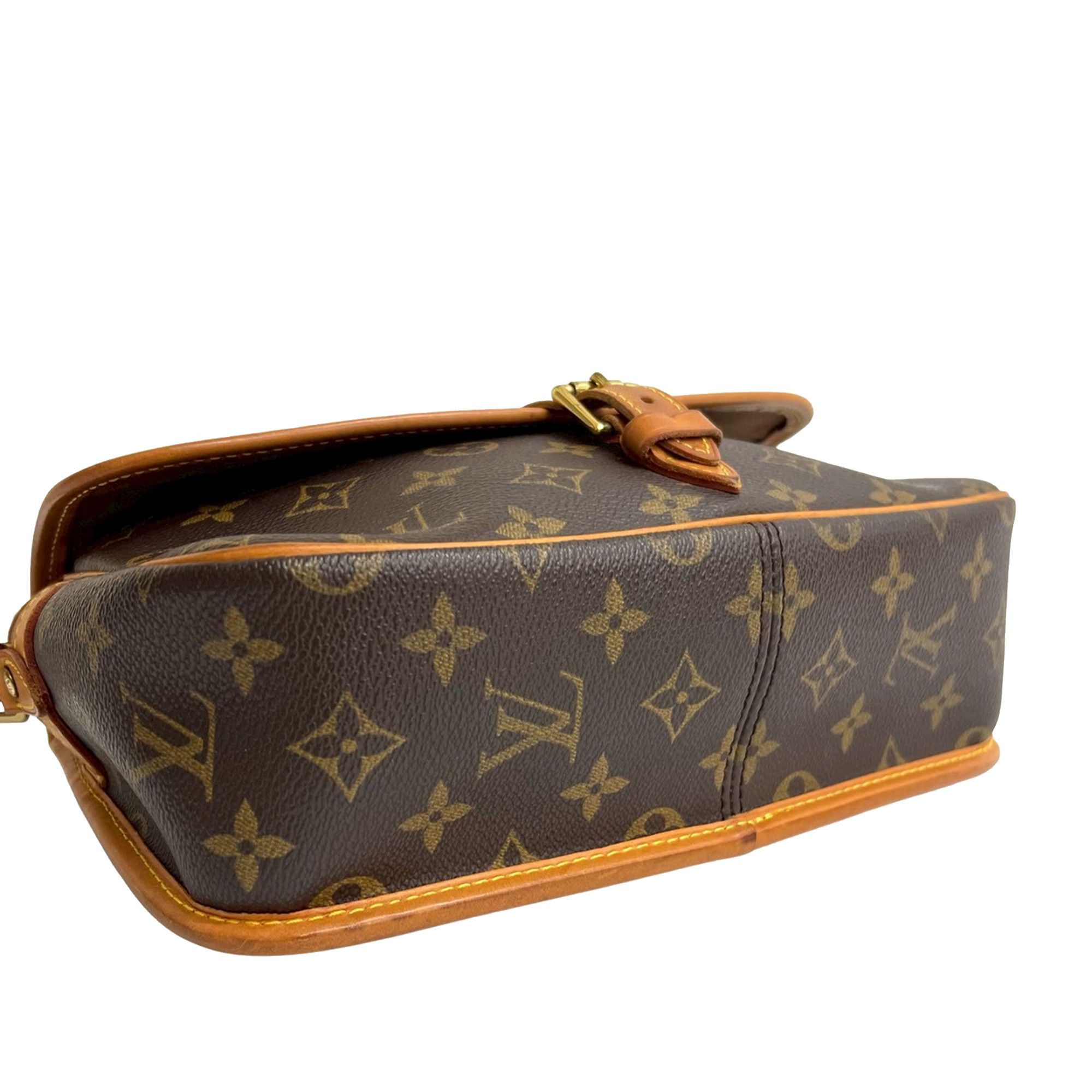 Louis Vuitton Louis Vuitton Monogram Sologne Size ONE SIZE - 3 Thumbnail