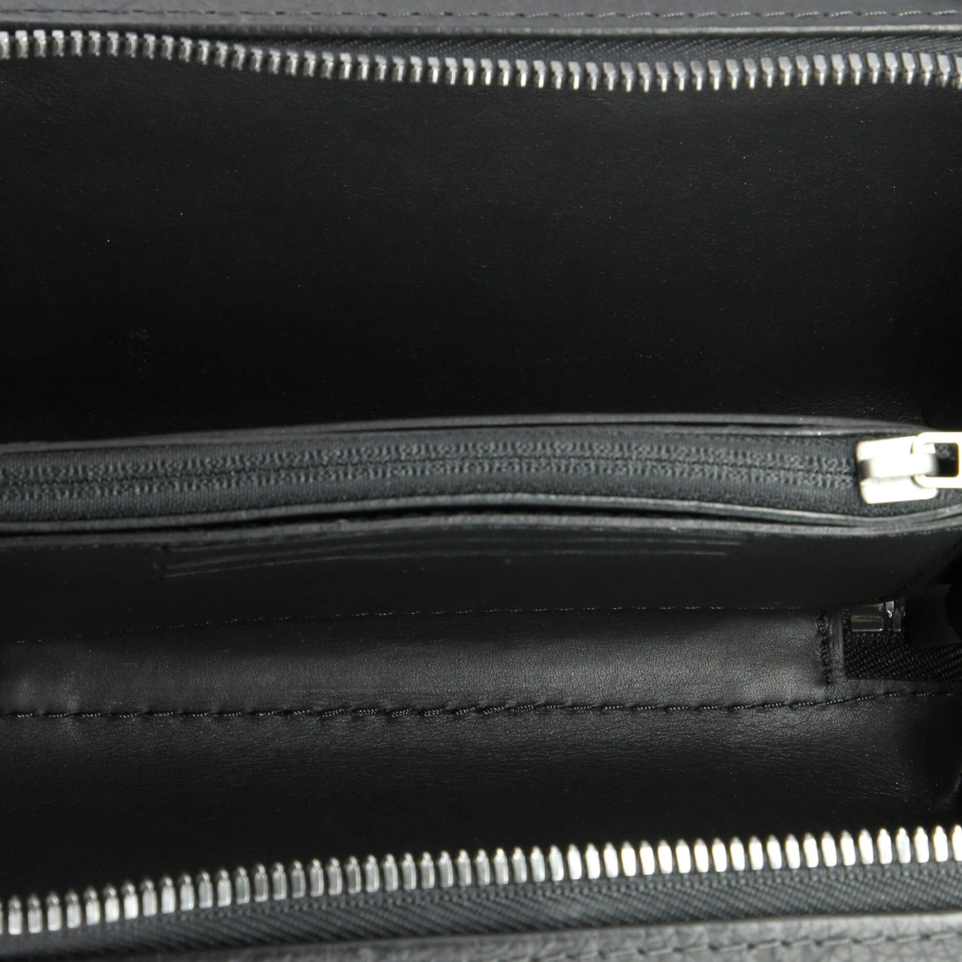 Louis Vuitton Horizon Clutch Size ONE SIZE - 5 Thumbnail