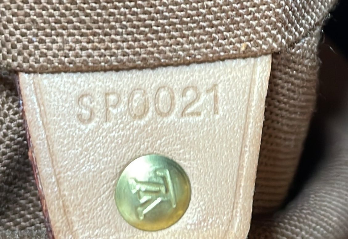 Louis Vuitton Vintage Montsouris Backpack Size ONE SIZE - 9 Thumbnail