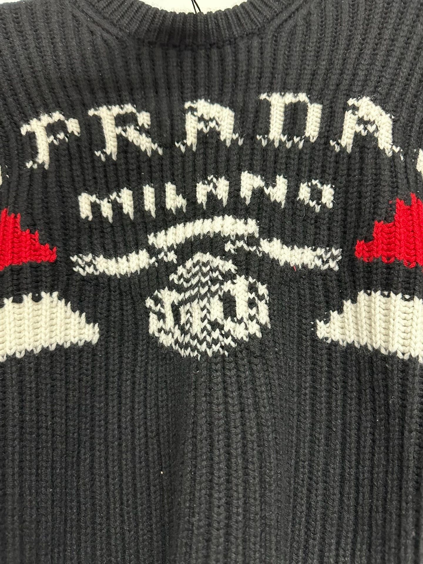 Prada Prada Size 48 Sweater with Tags Size US M / EU 48-50 / 2 - 6 Thumbnail