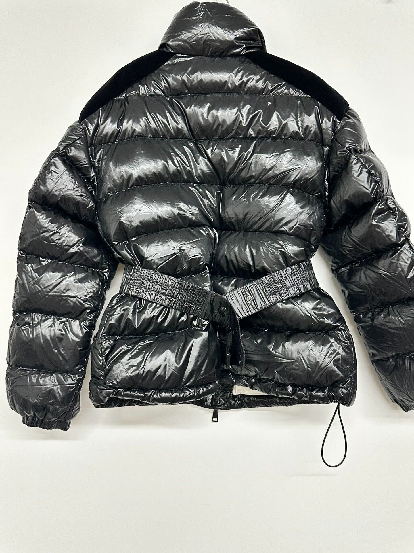 Moncler Moncler Down Jacket with Belt Size US L / EU 52-54 / 3 - 2 Thumbnail