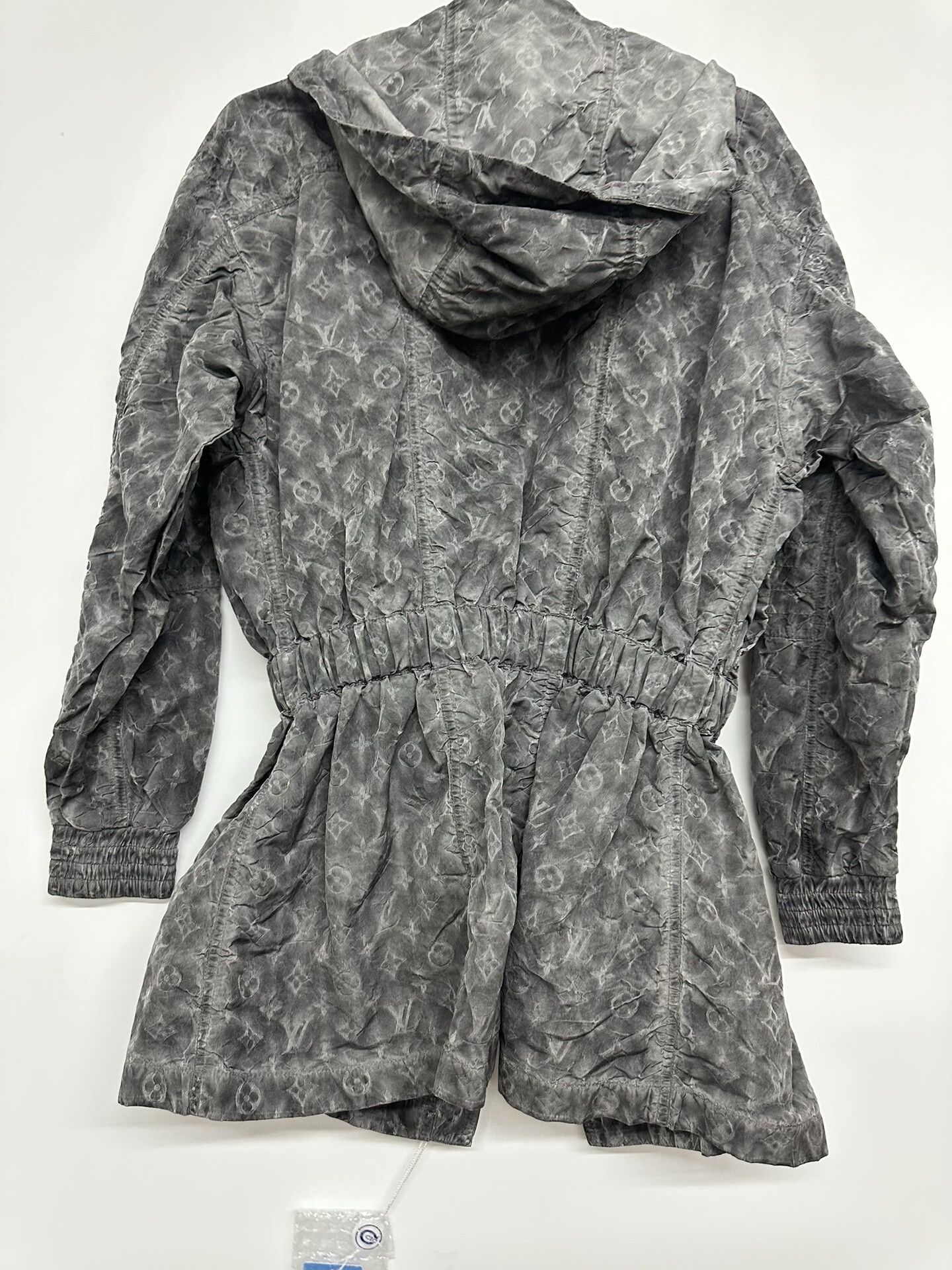 Louis Vuitton Louis Vuitton Monogram Jacket Size XXS / US 00 / IT 34 - 2 Thumbnail