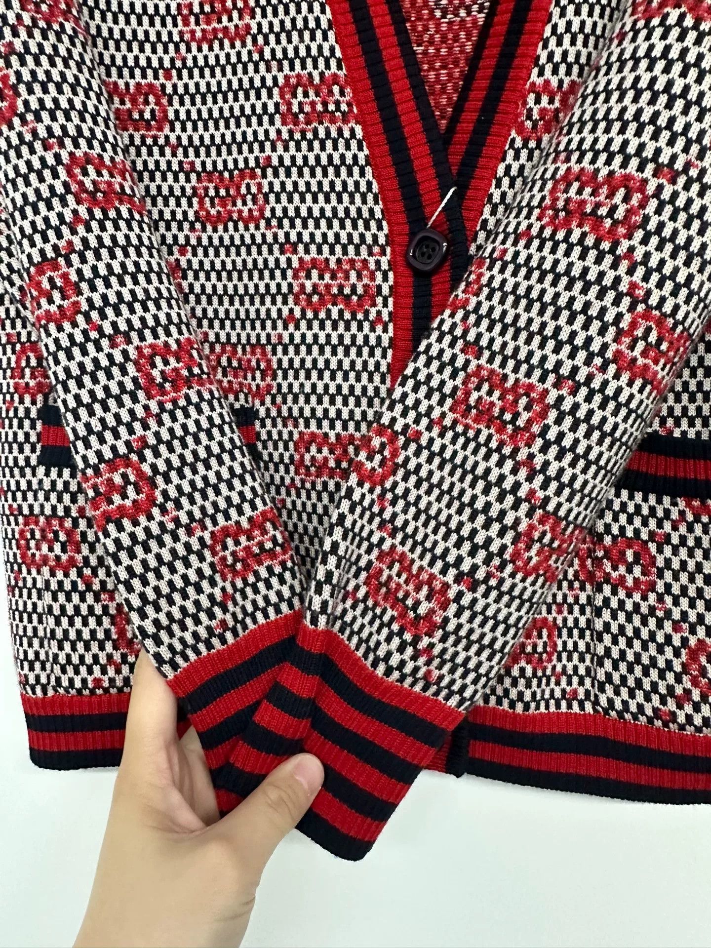 Gucci Gucci All-Over Print Cardigan Size S / US 4 / IT 40 - 6 Thumbnail