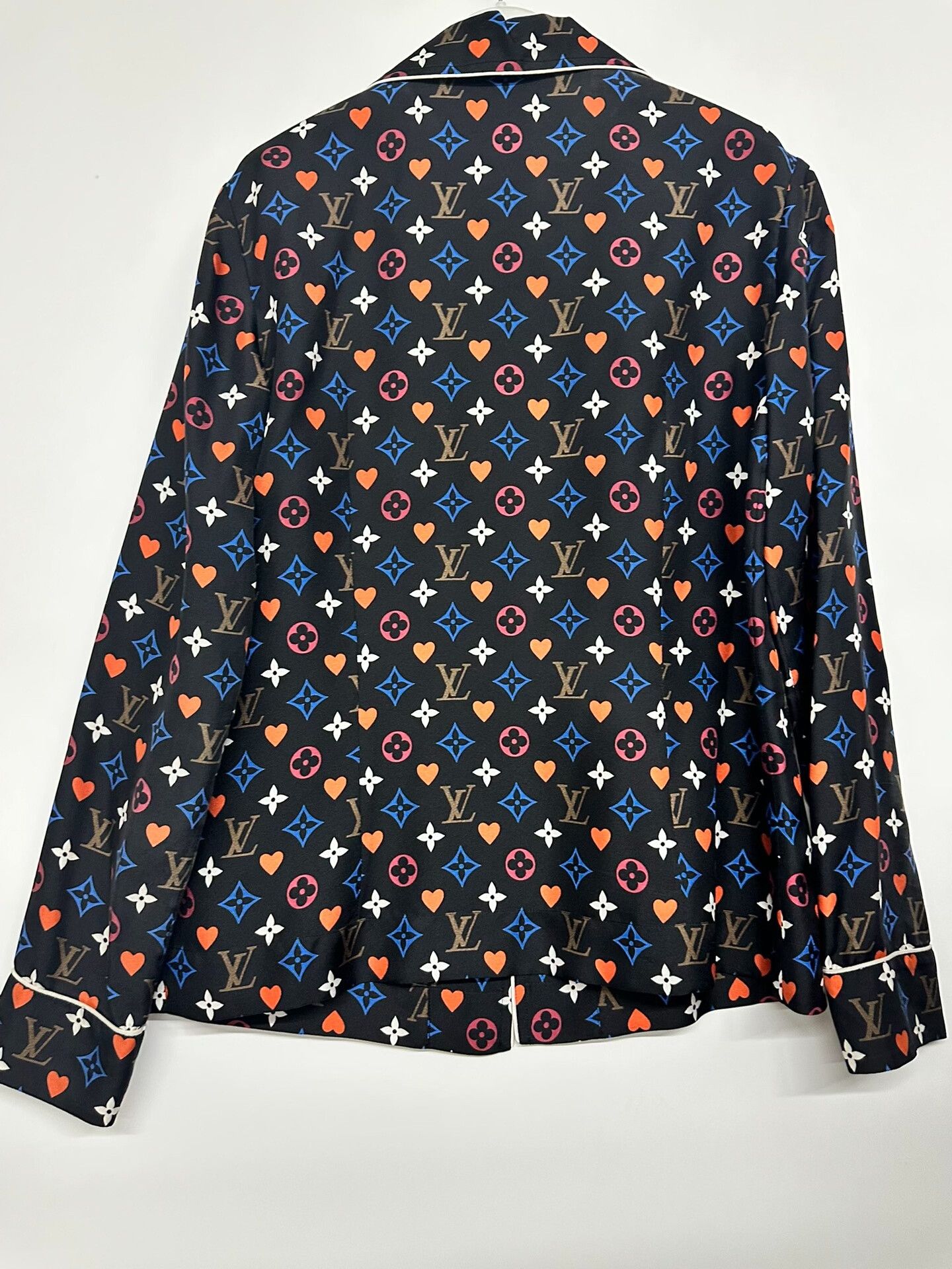Louis Vuitton Louis Vuitton Monogram Print Shirt Size XXS / US 00 / IT 34 - 2 Thumbnail