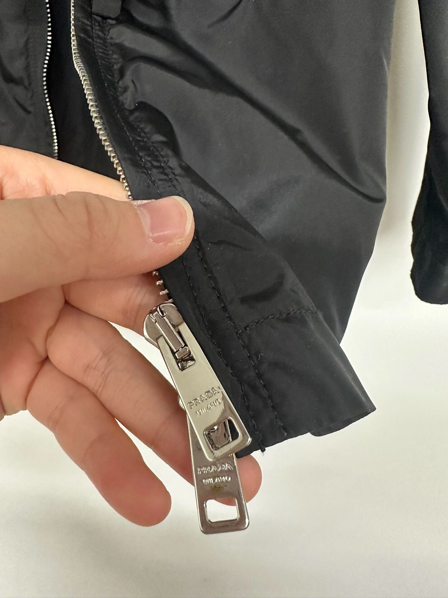Prada Prada Women's Outerwear Size M / US 6-8 / IT 42-44 - 5 Thumbnail