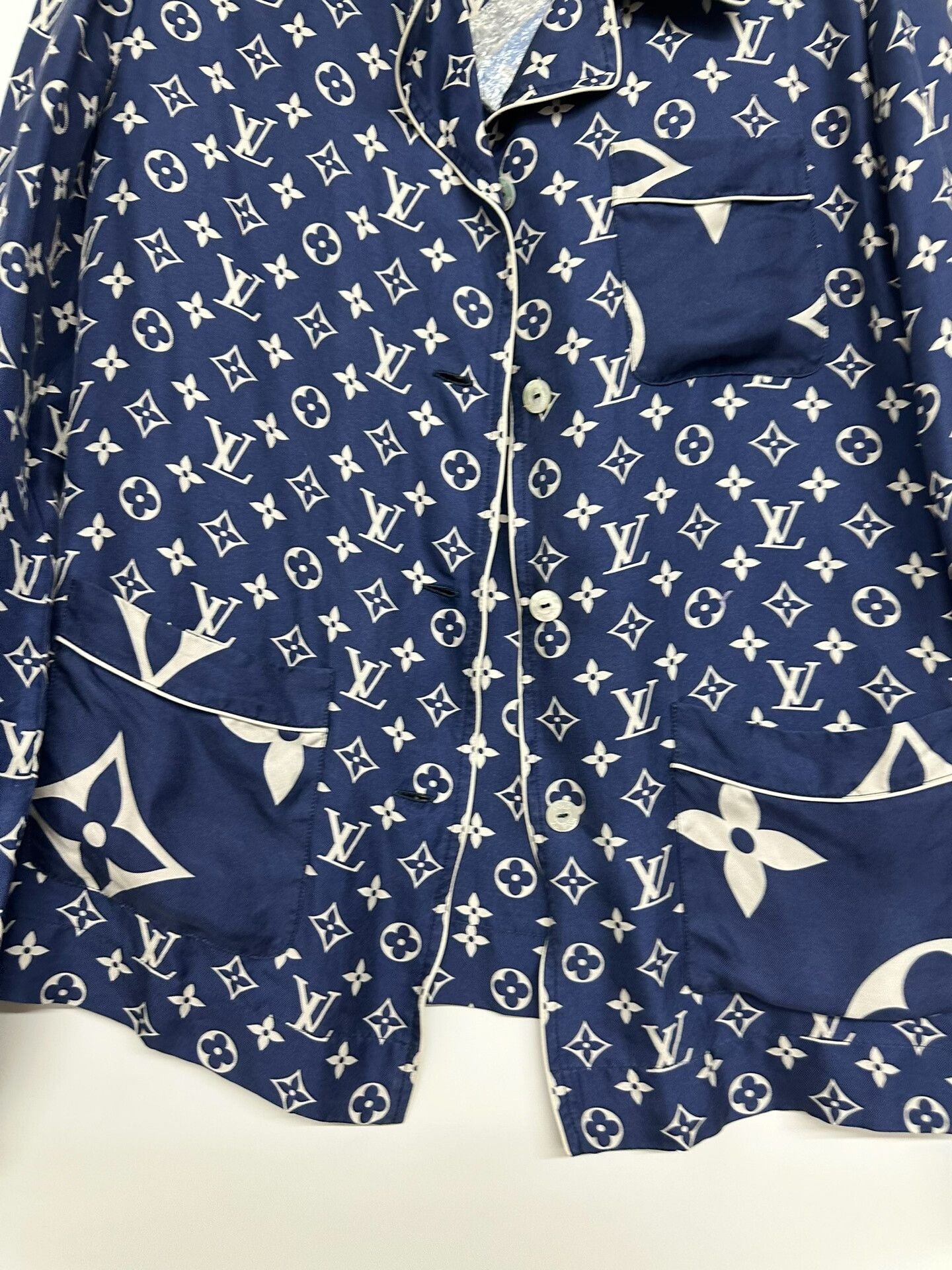 Louis Vuitton Louis Vuitton All-Over Print Shirt Size XS / US 0-2 / IT 36-38 - 5 Thumbnail