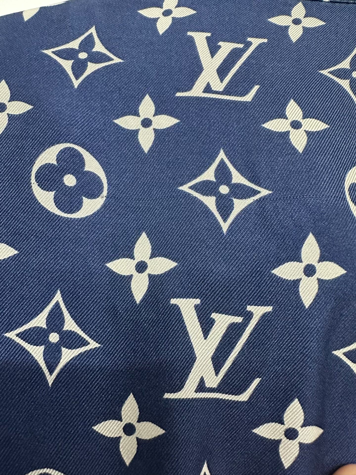 Louis Vuitton Louis Vuitton All-Over Print Shirt Size XS / US 0-2 / IT 36-38 - 8 Thumbnail