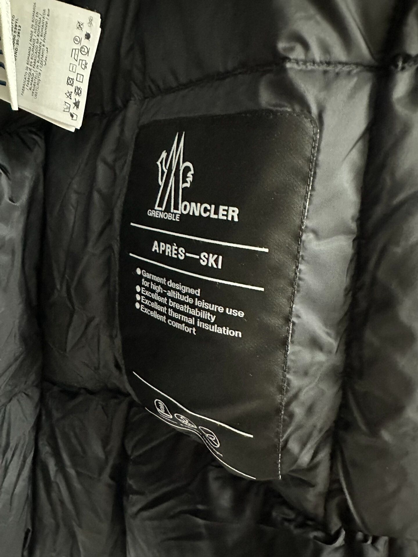 Moncler Moncler Women's Down Jacket Size XS / US 0-2 / IT 36-38 - 3 Thumbnail