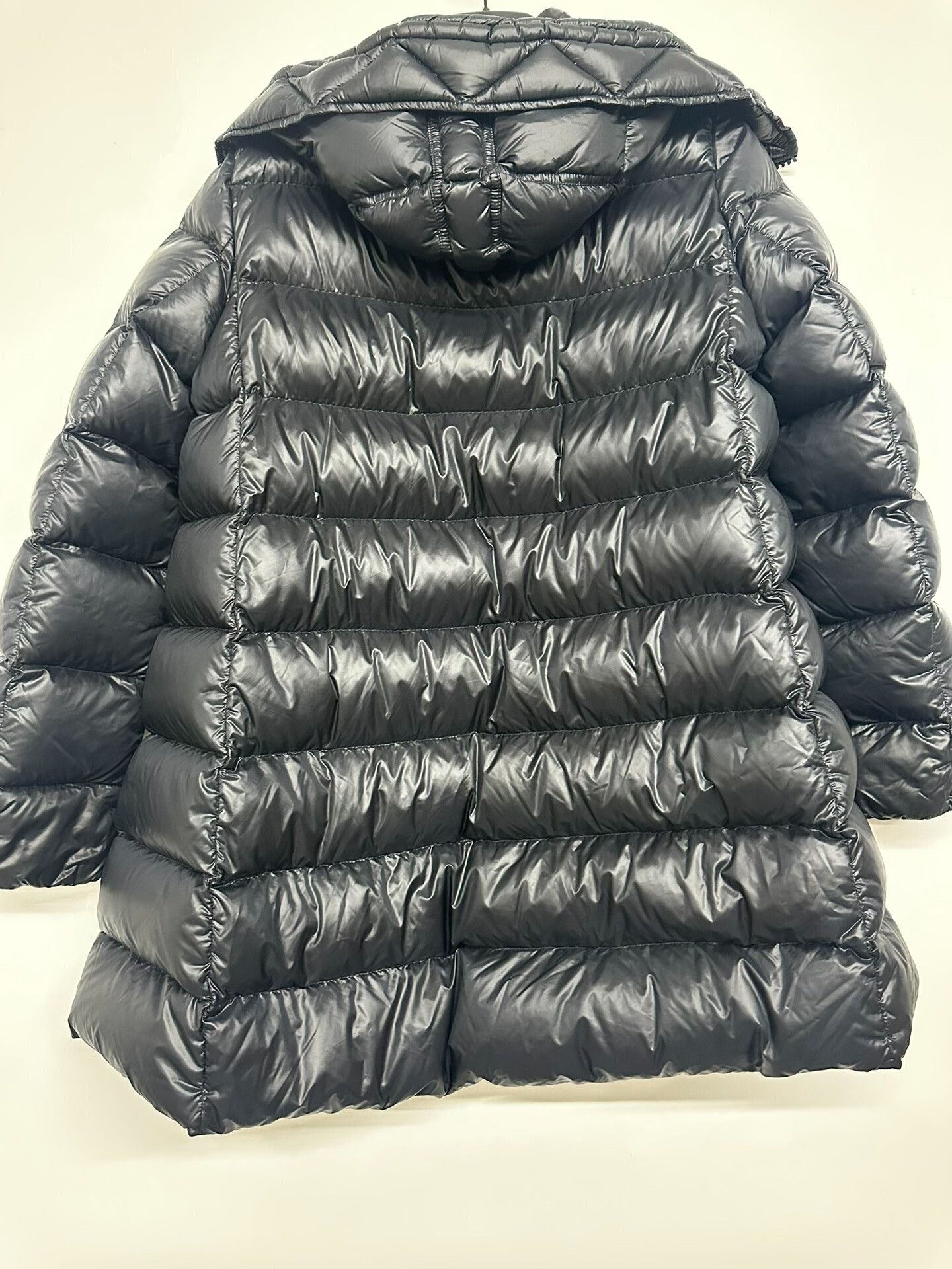 Moncler Moncler Women's Down Jacket Size M / US 6-8 / IT 42-44 - 2 Thumbnail