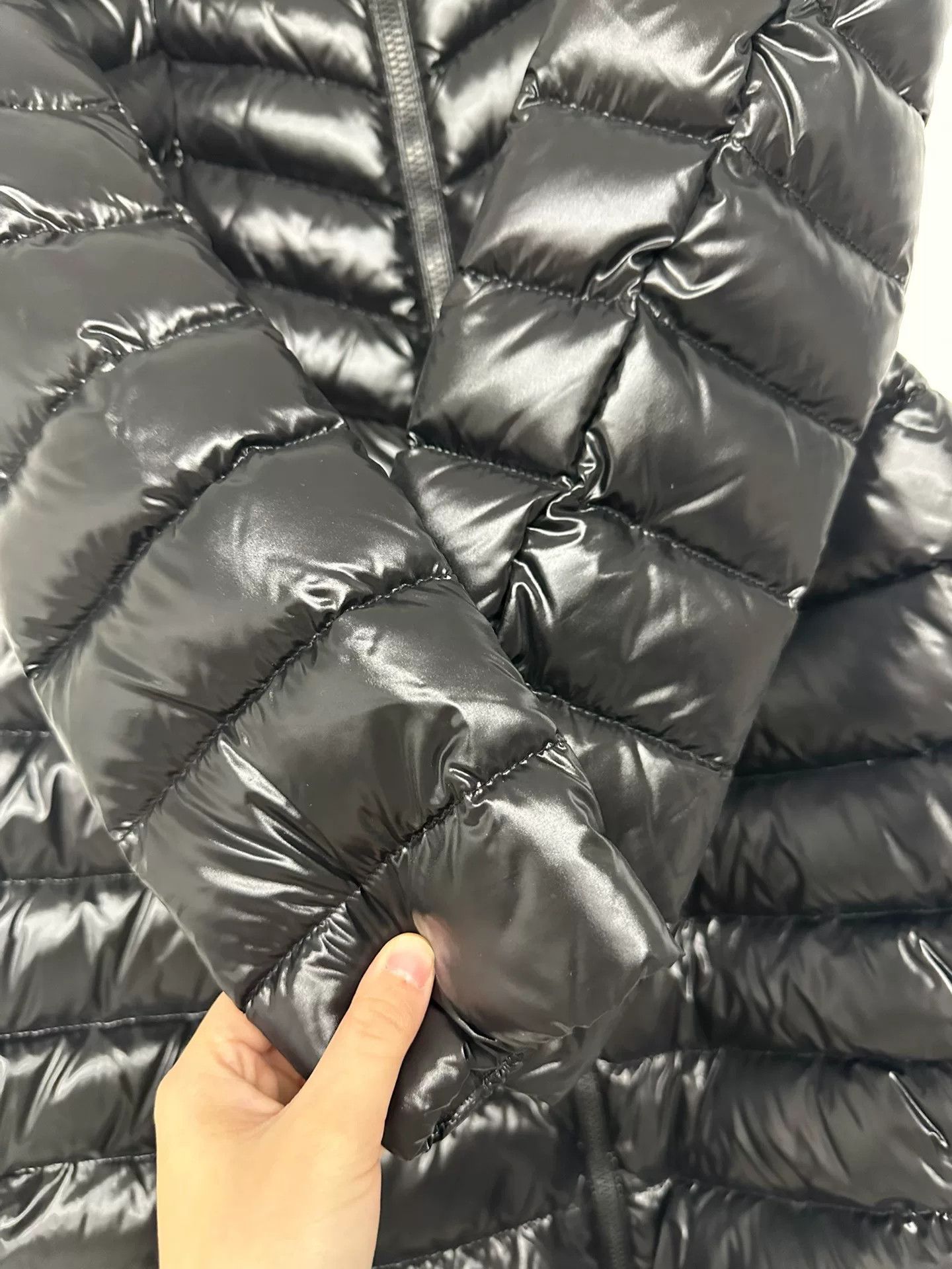 Moncler Moncler Down Jacket Size 1 Size US S / EU 44-46 / 1 - 4 Thumbnail