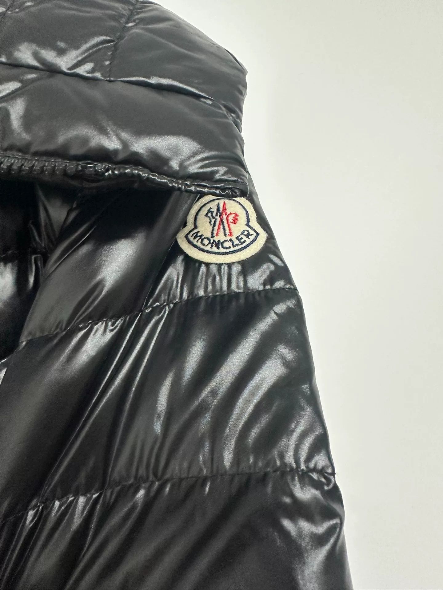 Moncler Moncler Down Jacket Size 1 Size US S / EU 44-46 / 1 - 3 Thumbnail