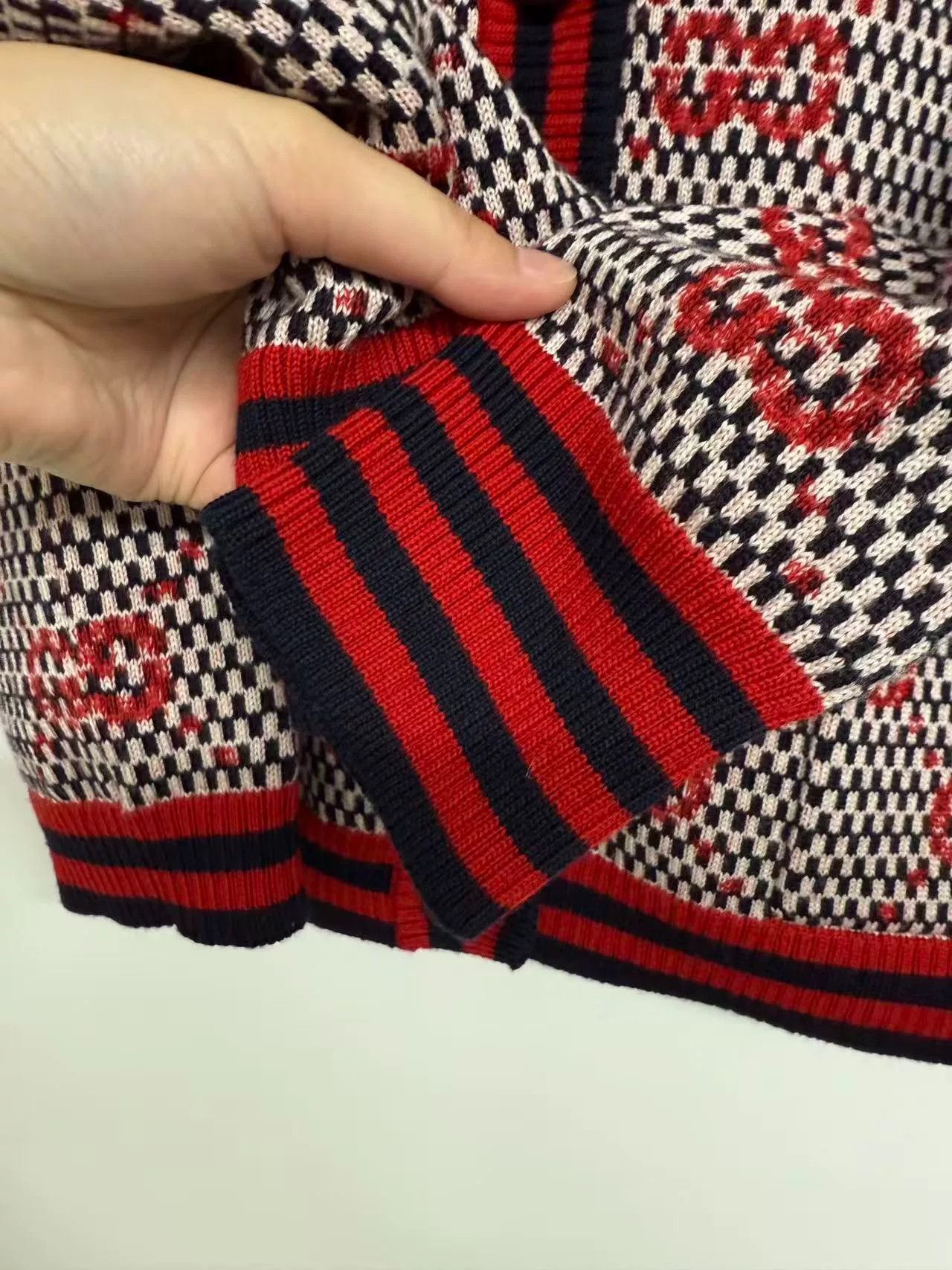 Gucci Gucci All-over Print Cardigan Size S / US 4 / IT 40 - 6 Thumbnail