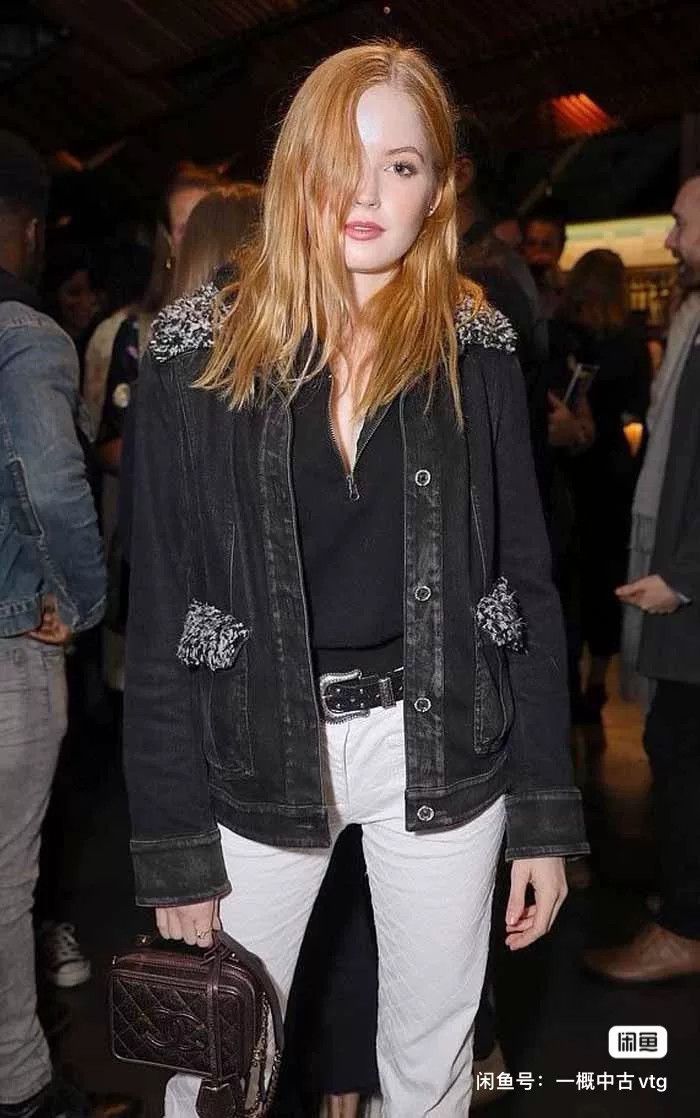 Chanel Chanel Classic Denim Jacket Size S / US 4 / IT 40 - 8 Thumbnail