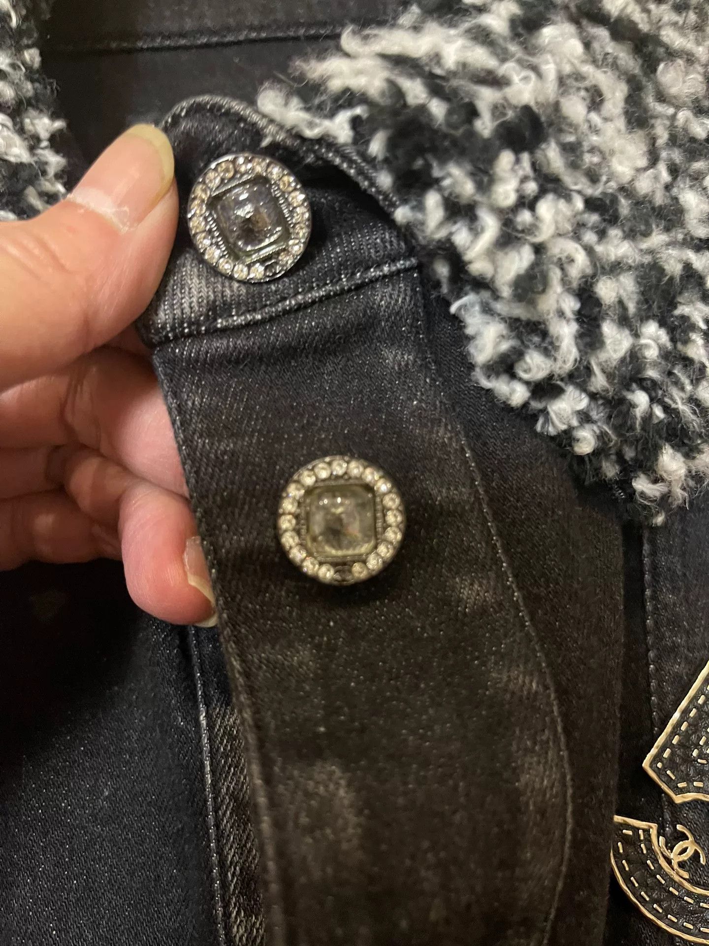 Chanel Chanel Classic Denim Jacket Size S / US 4 / IT 40 - 3 Thumbnail