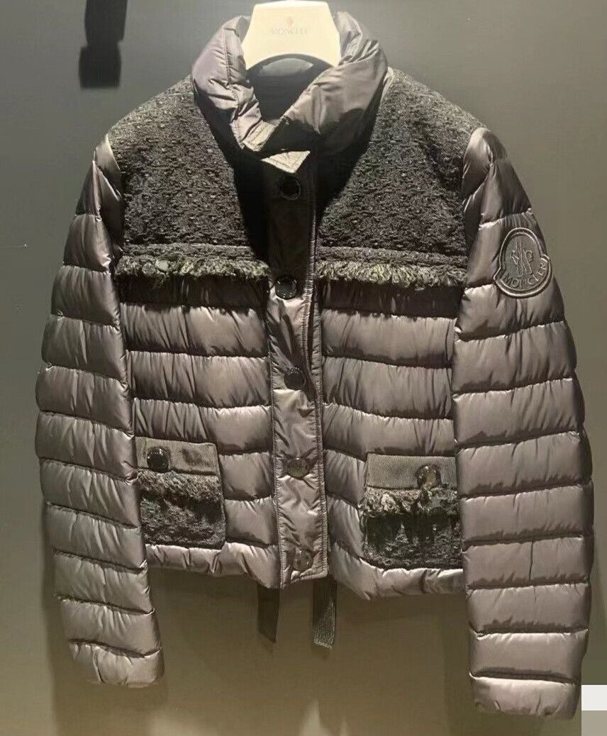 Moncler Moncler Chanel-style Down Jacket Size XS / US 0-2 / IT 36-38 - 2 Thumbnail
