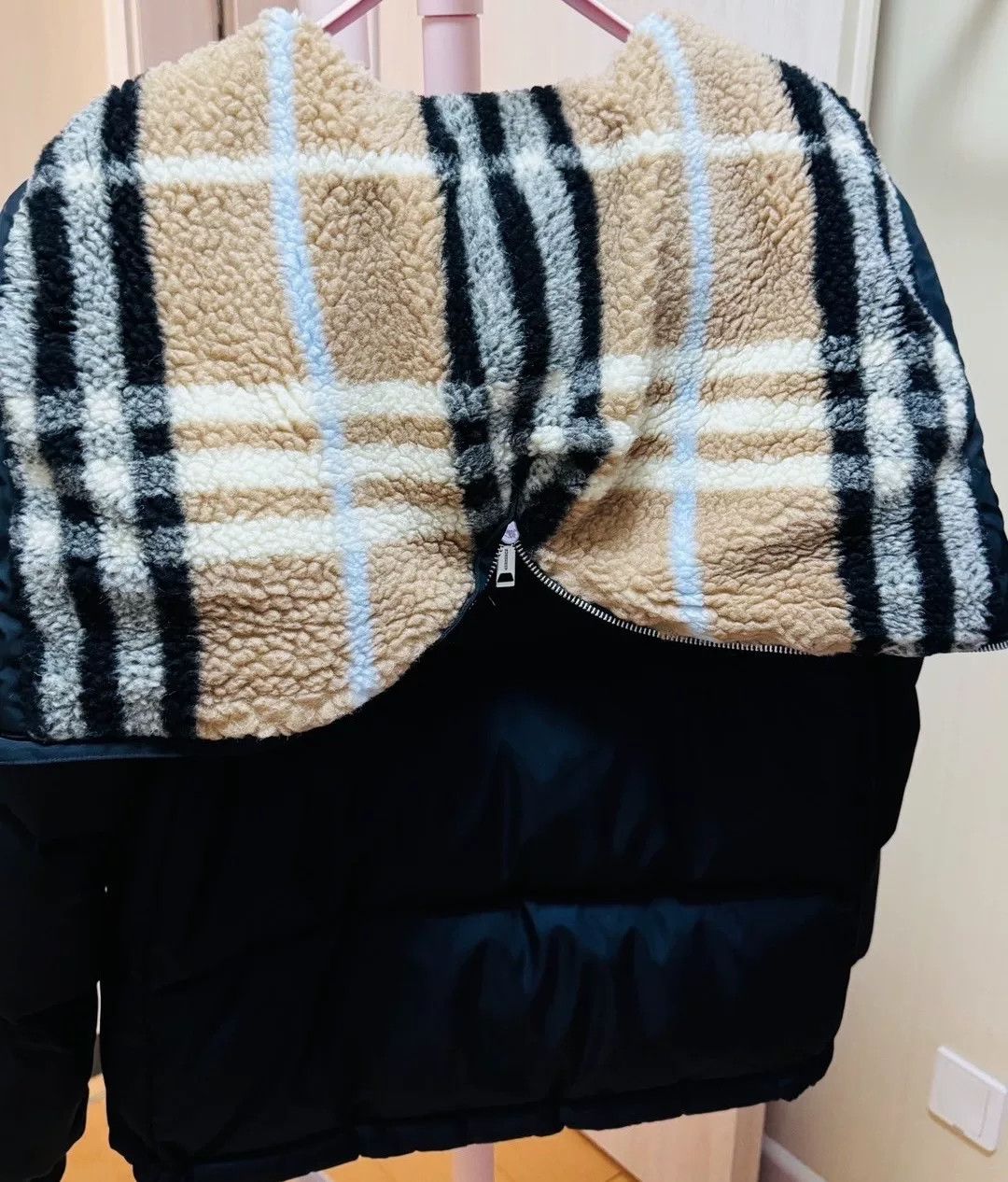 Burberry Burberry Genuine Down Jacket Size S / US 4 / IT 40 - 3 Thumbnail