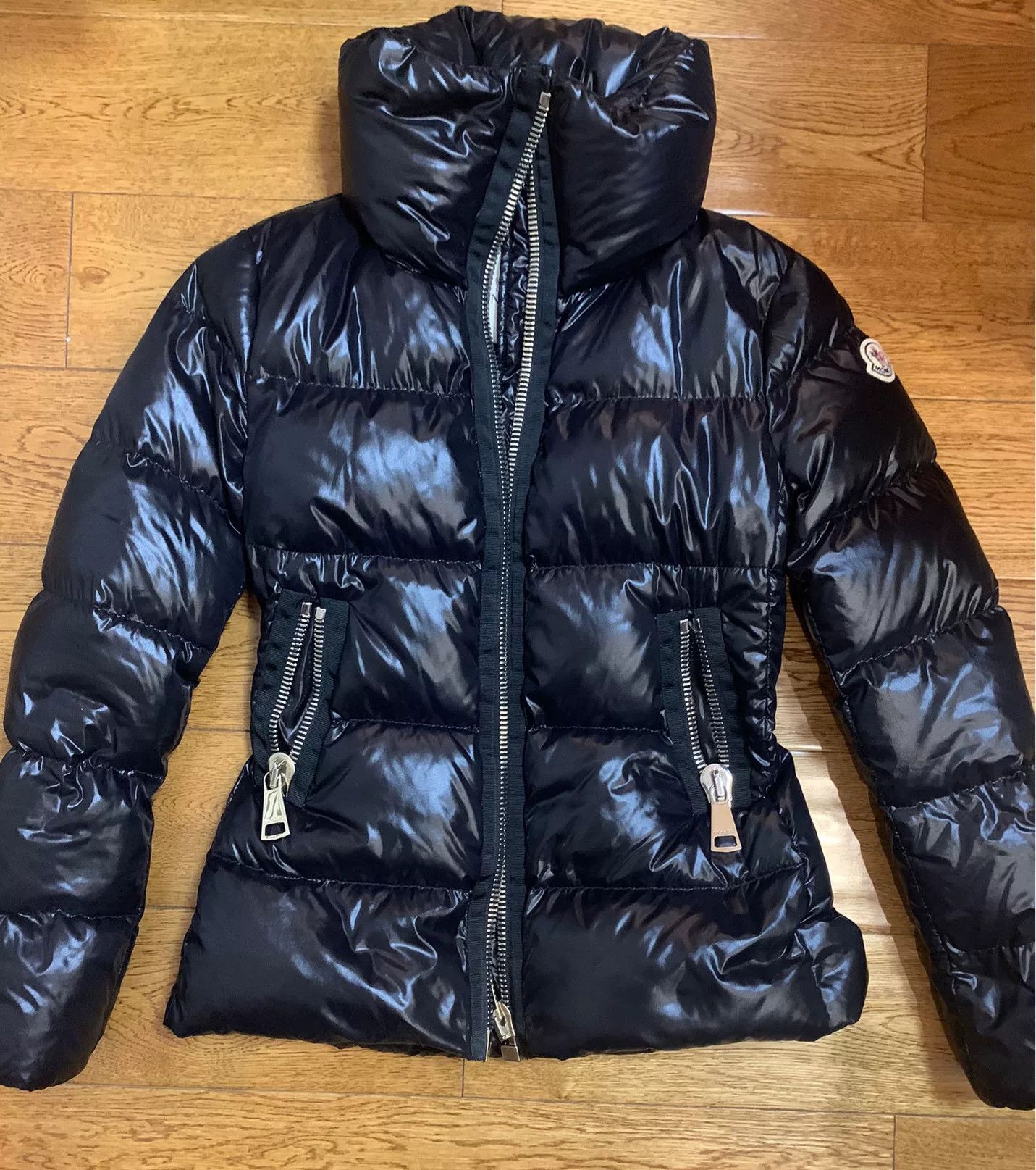 Moncler Moncler Women's Down Jacket Size XS / US 0-2 / IT 36-38 - 4 Thumbnail