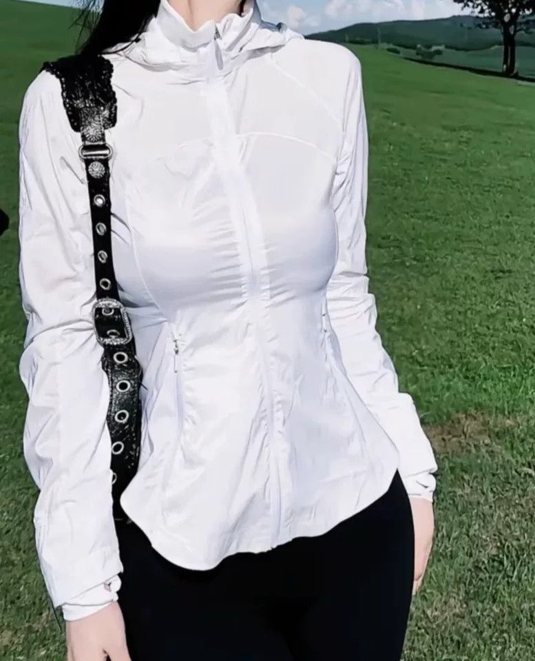 Lululemon Lululemon Goal Smasher Sunscreen Jacket Size XL / US 12-14 / IT 48-50 - 4 Thumbnail