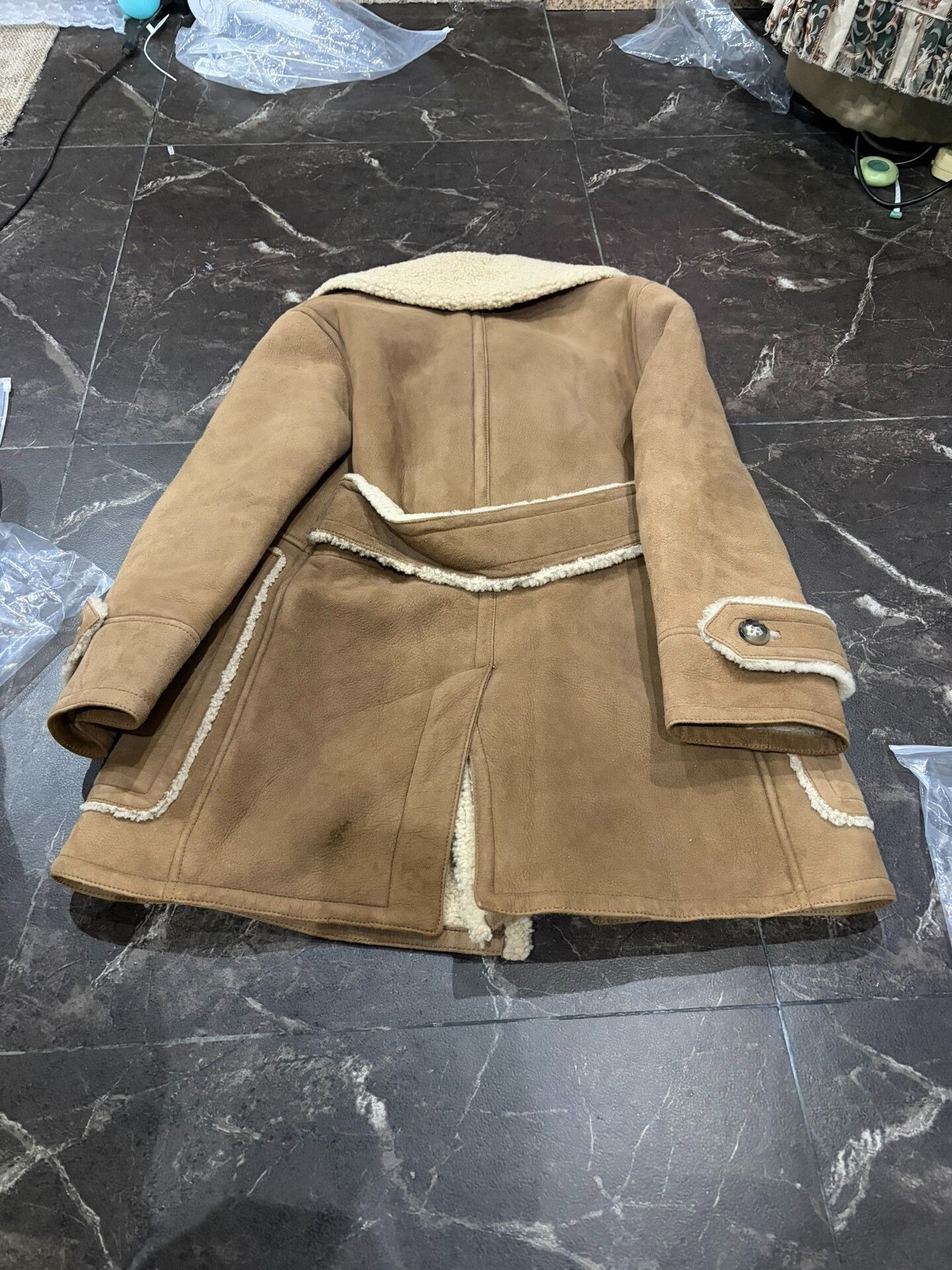 Burberry Burberry Lapel Shearling Coat Size S / US 4 / IT 40 - 7 Thumbnail