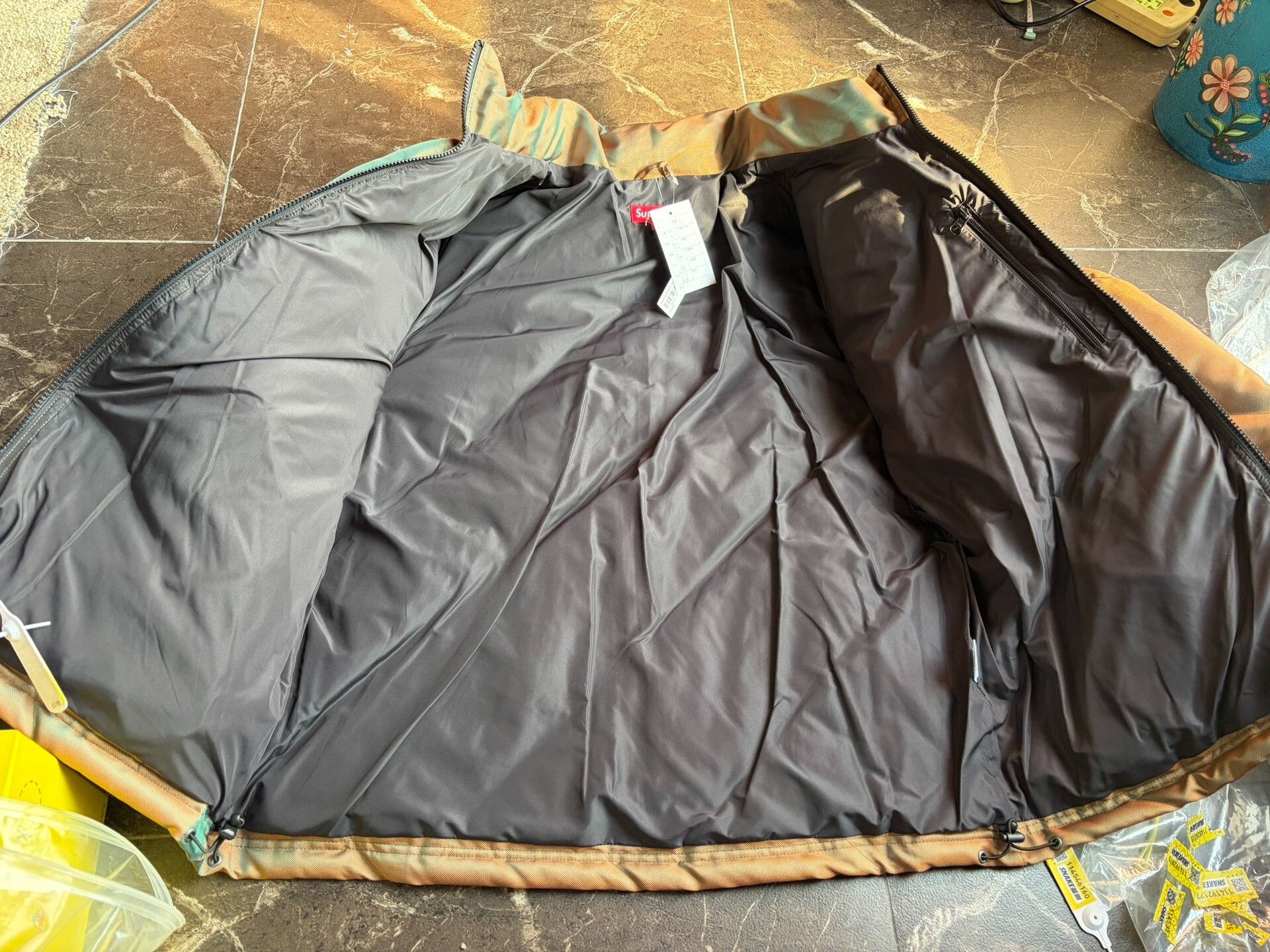 Supreme Supreme FW19 Iridescent Puffy Jacket Size US L / EU 52-54 / 3 - 4 Thumbnail