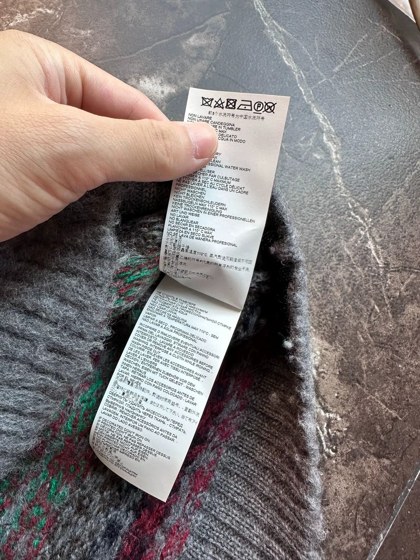 Maison Margiela Maison Margiela V-Neck Colorblock Wool Vest Size US M / EU 48-50 / 2 - 4 Thumbnail