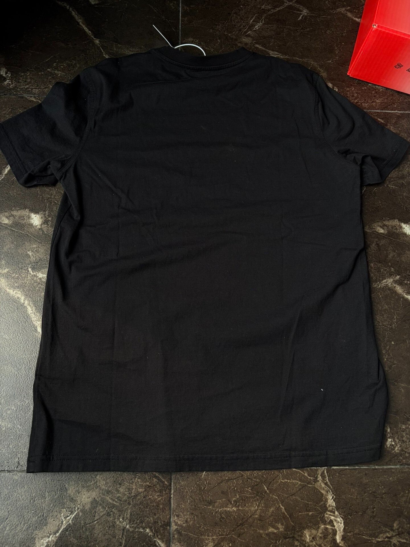 Givenchy Givenchy Shark Print Slim Crew Neck Men's T-Shirt Size US M / EU 48-50 / 2 - 2 Thumbnail