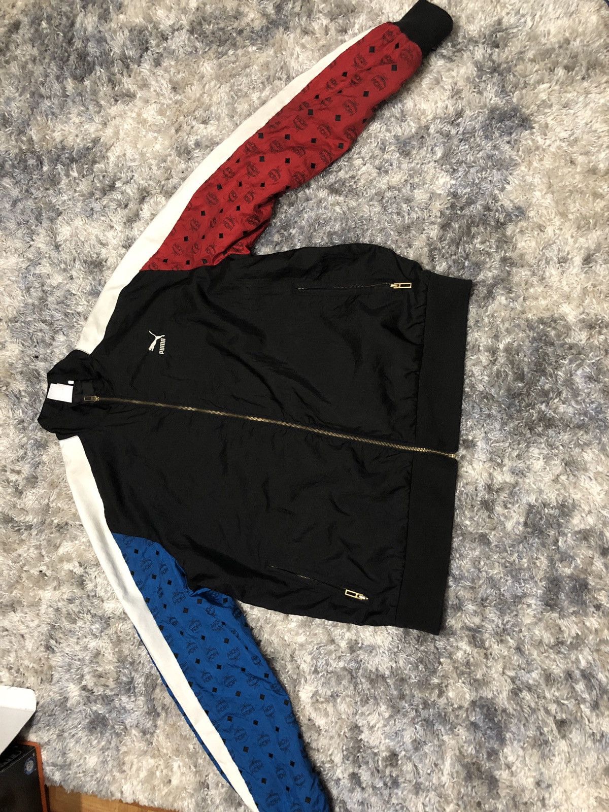 MCM PUMA トラックジャケット Yahoo!オークション - 希少 日本未入荷サイズ MCM × PUMA
