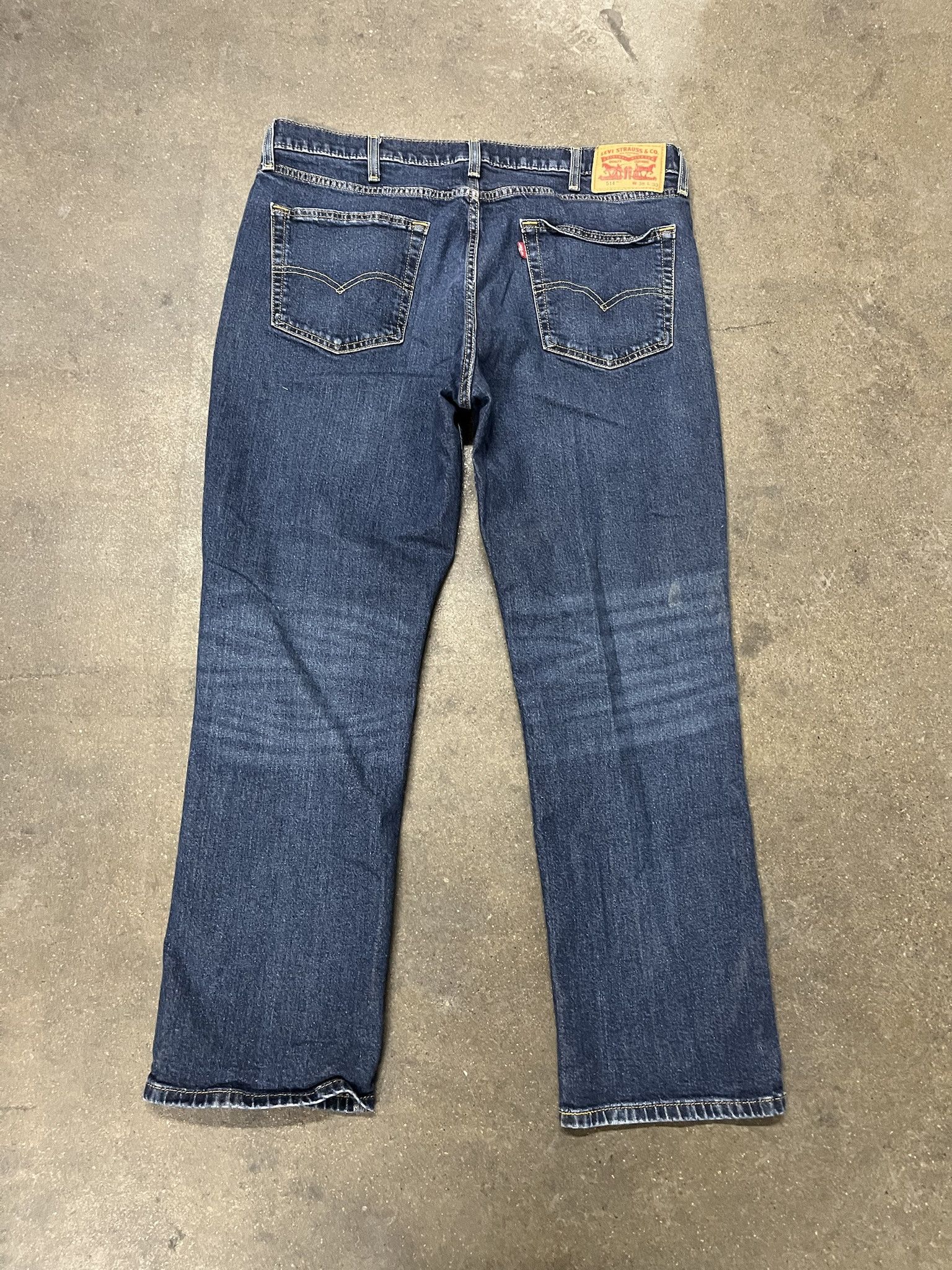 Levi's × Vintage × Wrangler Vintage 2000s Levi's 514 Dark Wash Jeans Size 38 Size US 38 / EU 54 - 2 Thumbnail