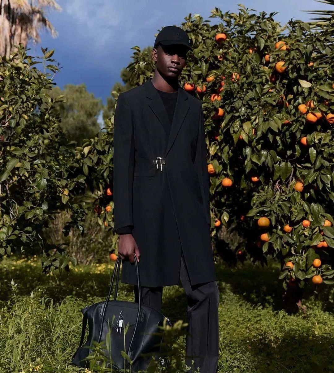 Givenchy Givenchy Black Wool Coat for Men Size US M / EU 48-50 / 2 - 9 Thumbnail