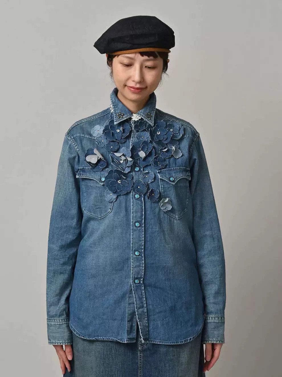 45rpm Handmade Floral Denim Shirt Size M / US 6-8 / IT 42-44 - 2 Thumbnail