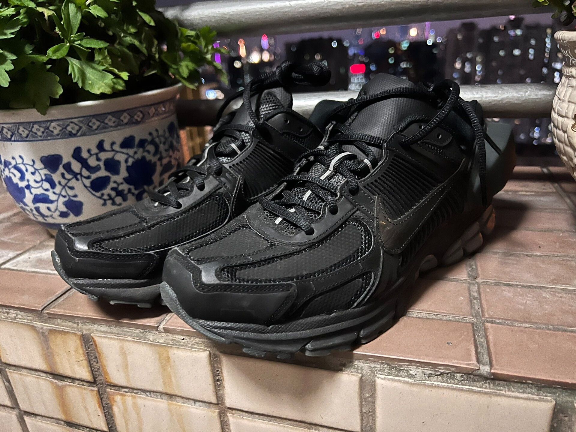 A-COLD-WALL* Nike ACW Vomero 5 Sneakers Black Size US 10 / EU 43 - 2 Thumbnail