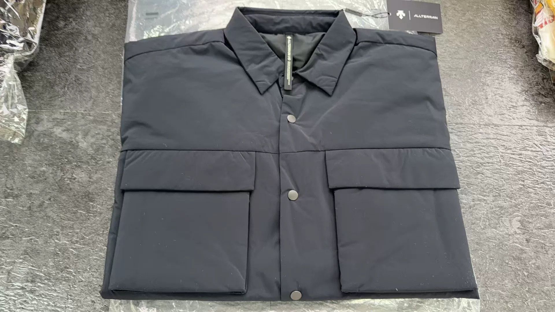 Descente Descente Allterrain Black Cotton Shirt Jacket Size US L / EU 52-54 / 3 - 9 Thumbnail