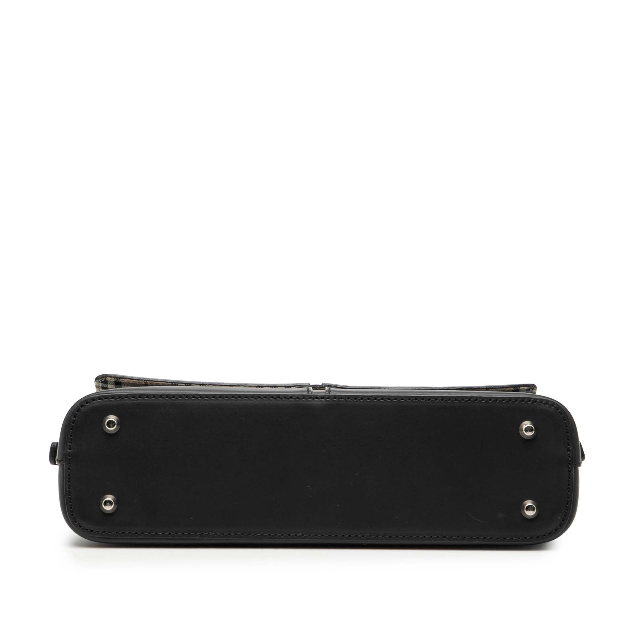 Burberry Burberry Leather Flap Shoulder Bag Size ONE SIZE - 3 Thumbnail
