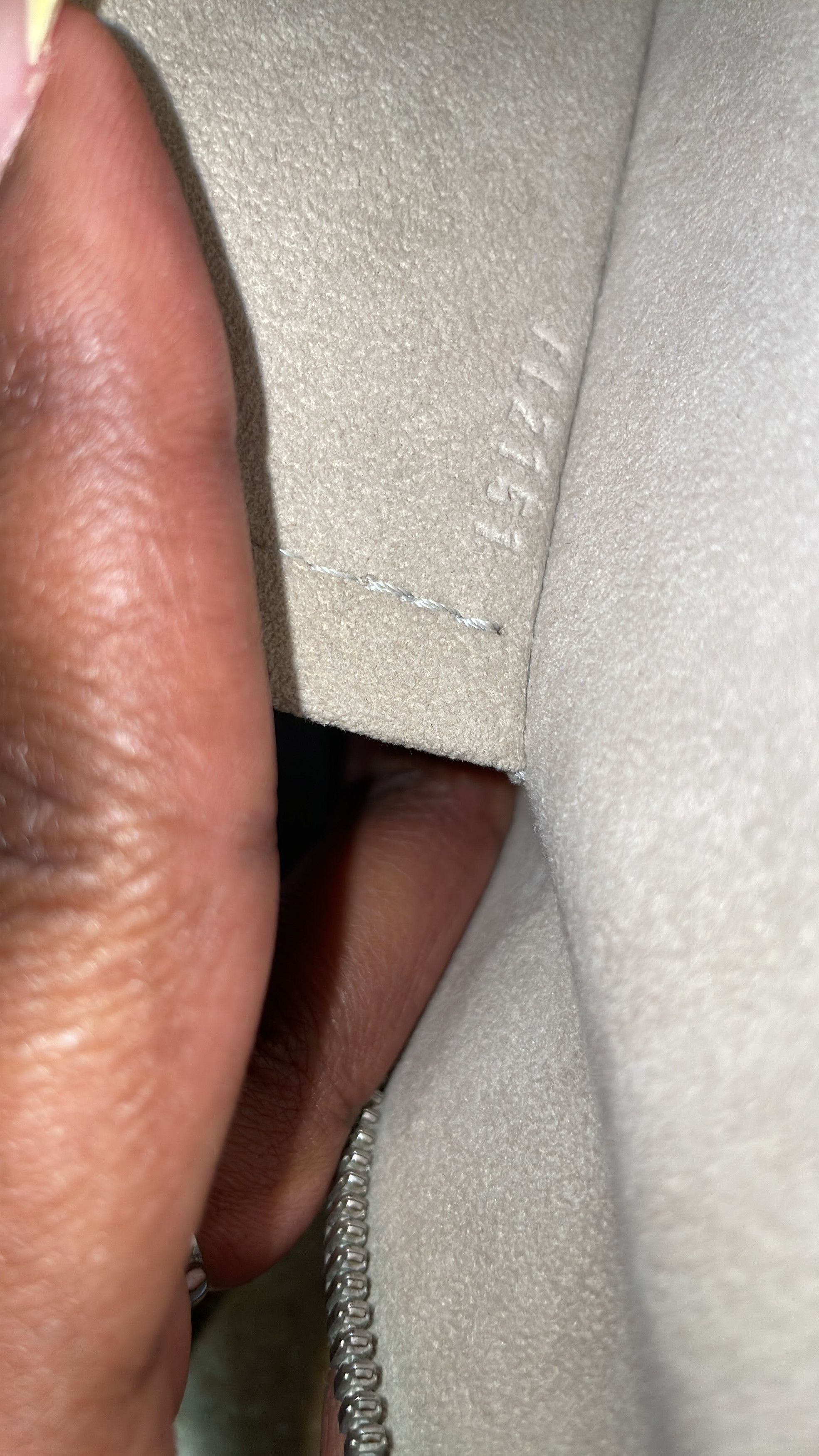 Louis Vuitton Alma Handbag Size ONE SIZE - 8 Thumbnail