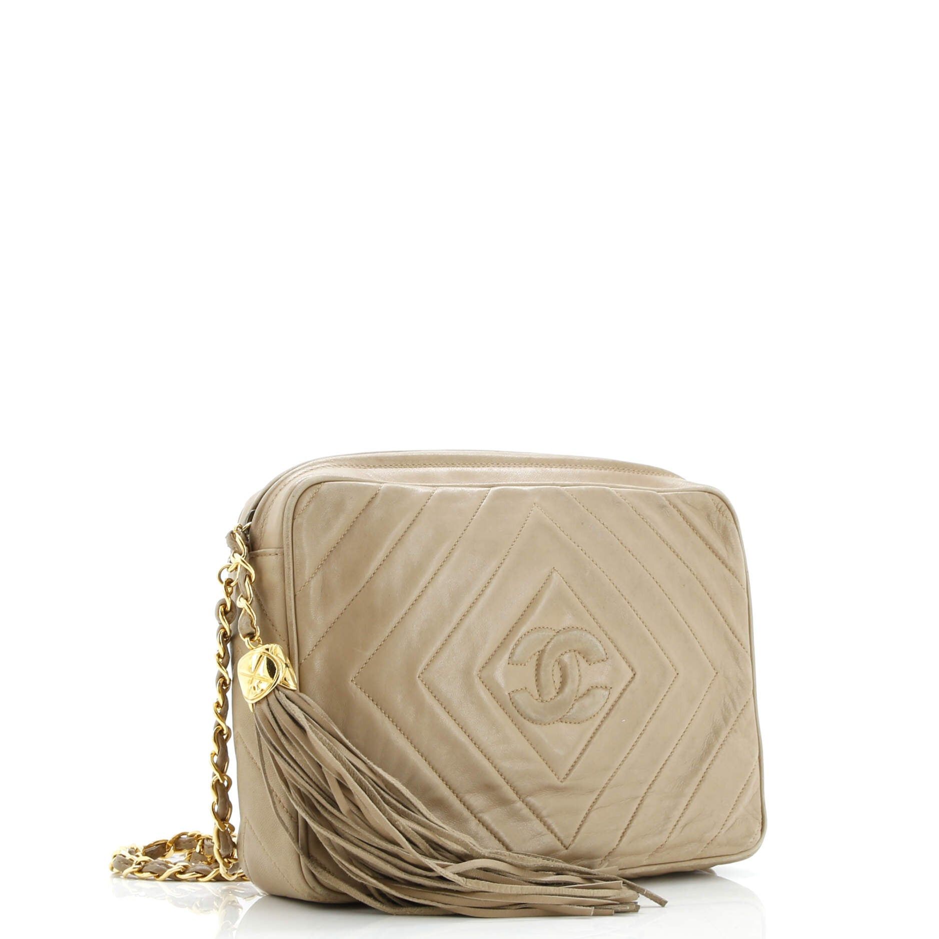 Chanel Vintage Diamond CC Camera Bag Size ONE SIZE - 2 Thumbnail