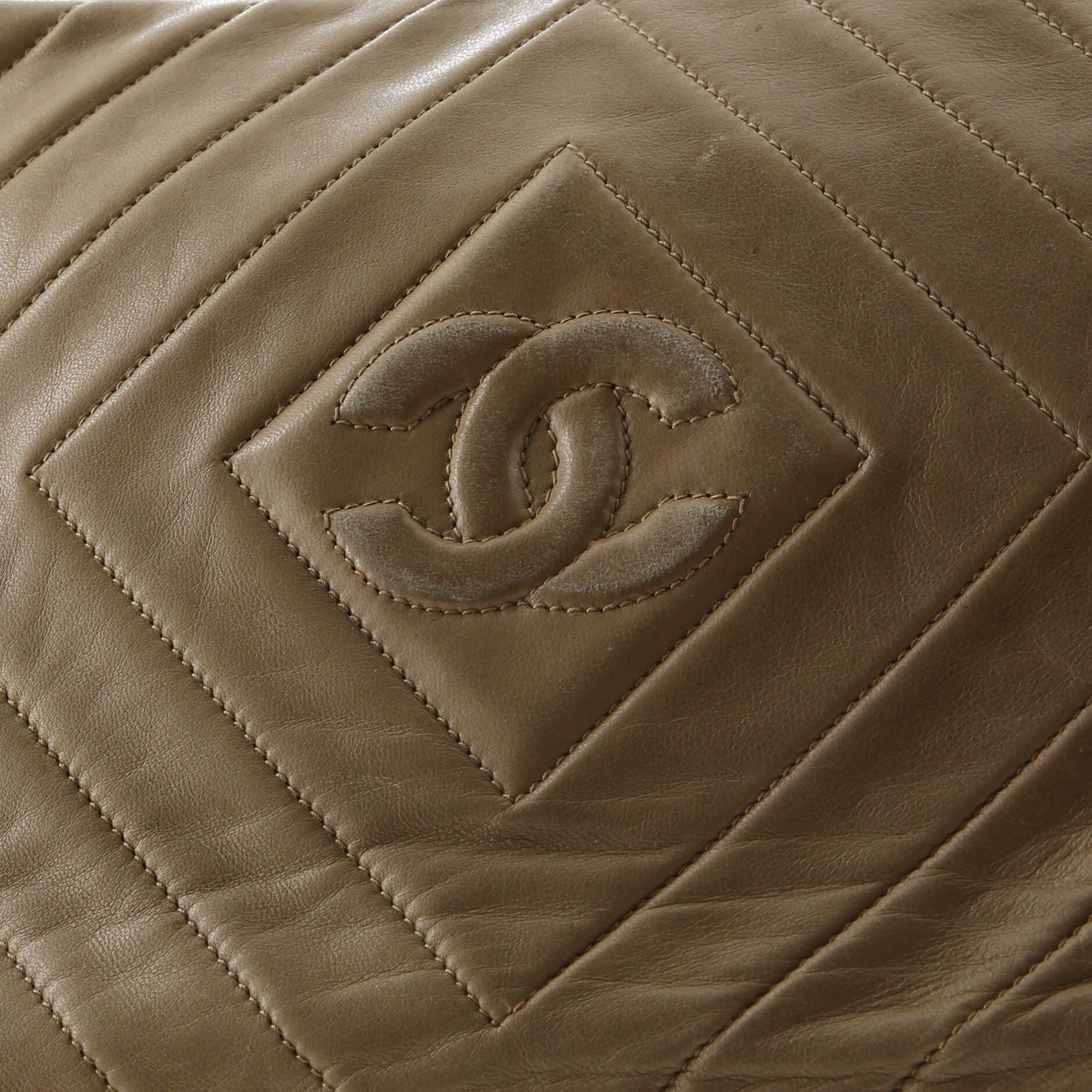 Chanel Vintage Diamond CC Camera Bag Size ONE SIZE - 6 Thumbnail