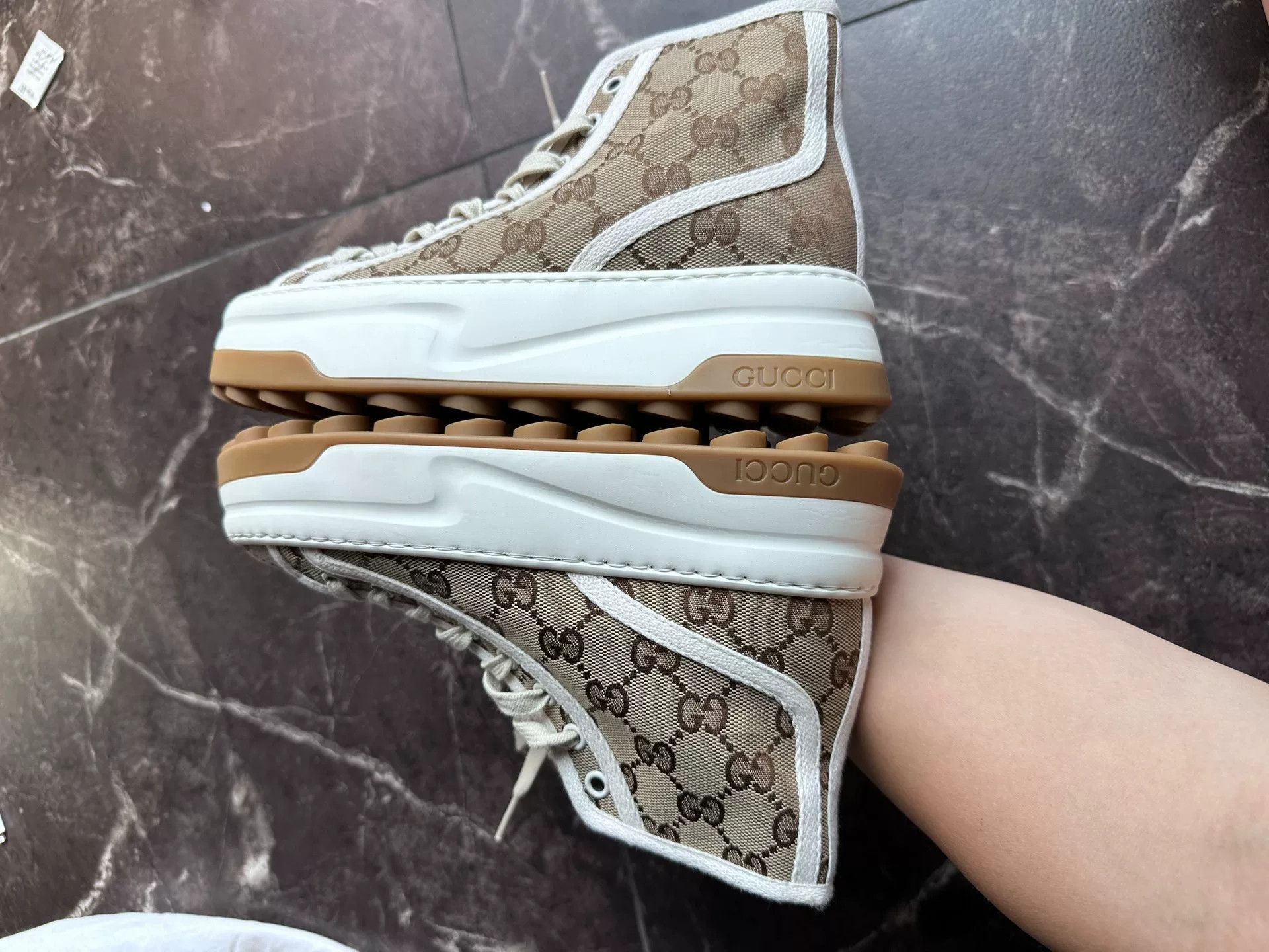Gucci Gucci Logo High-Top Thick Sole Sneakers Size US 4 / IT 34 - 5 Thumbnail