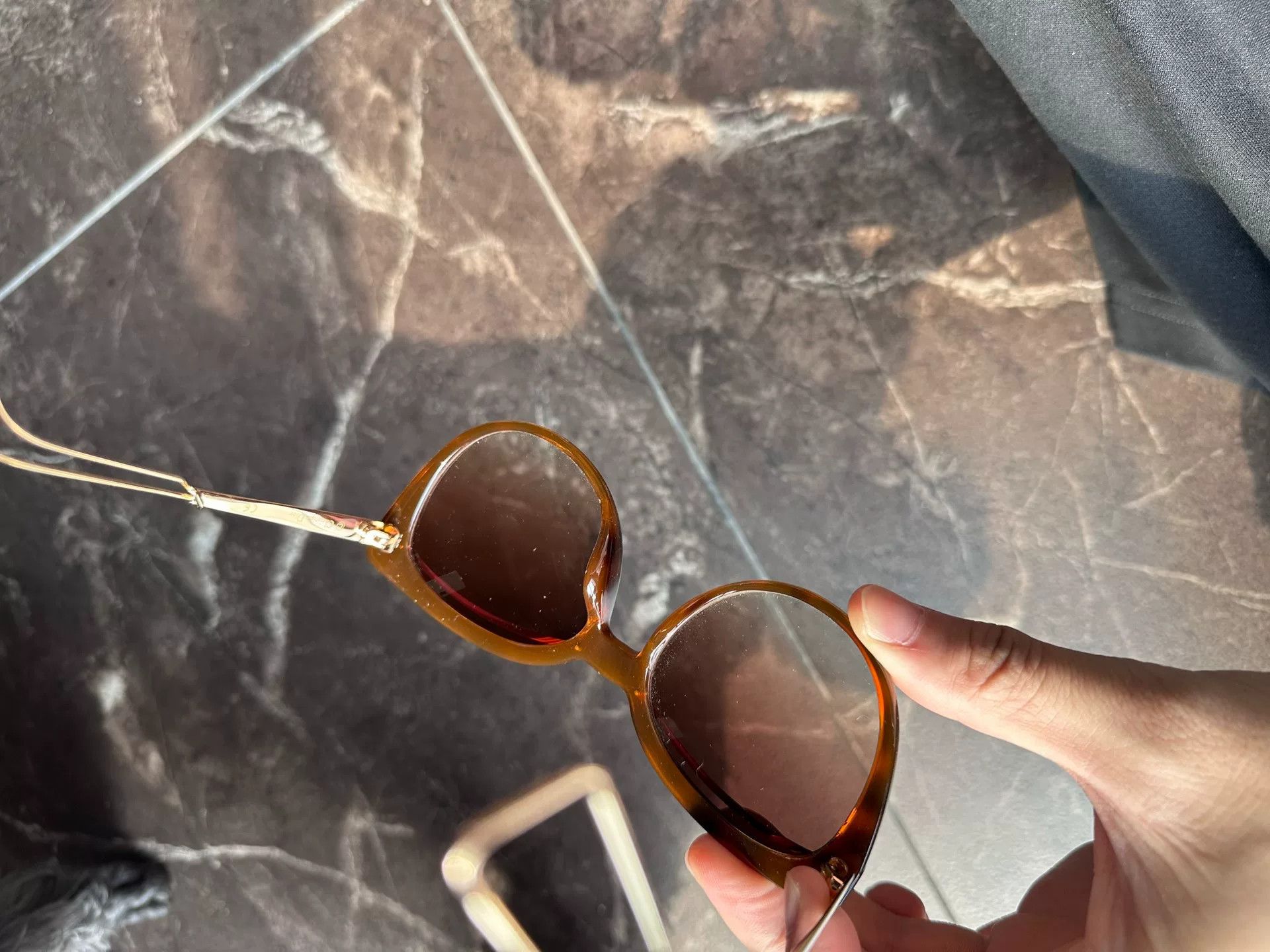 Dior Dior Brown Leopard Print Sunglasses Size ONE SIZE - 6 Thumbnail