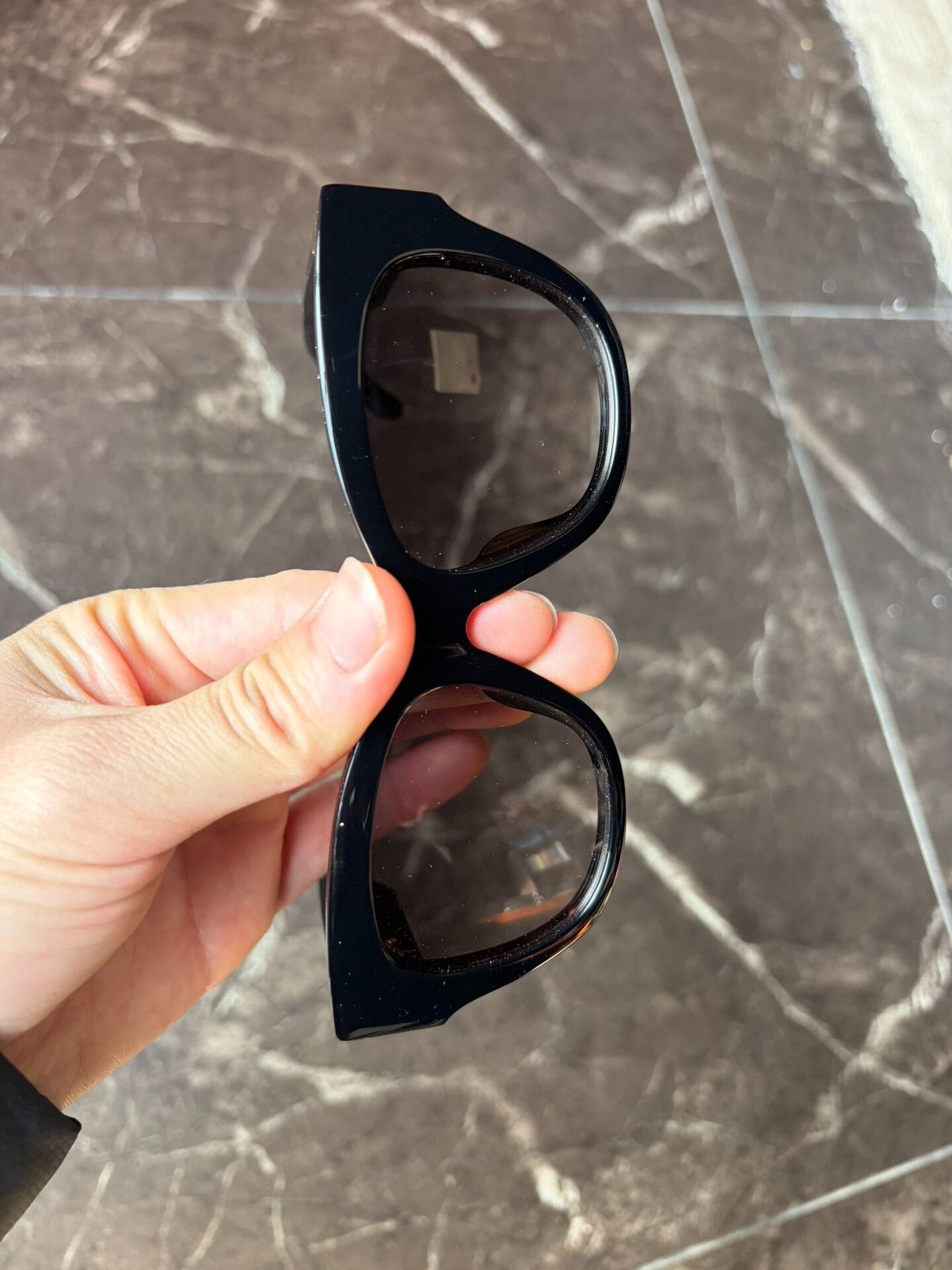Louis Vuitton Louis Vuitton Black Sunglasses Size ONE SIZE - 3 Thumbnail