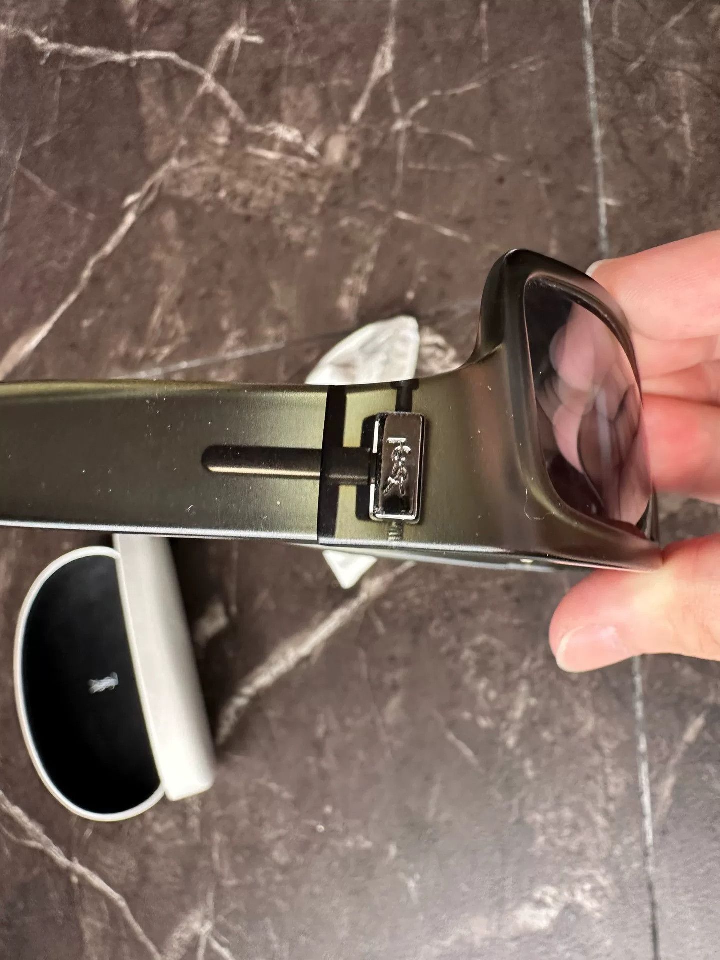 Yves Saint Laurent Saint Laurent YSL Vintage Sunglasses Size ONE SIZE - 4 Thumbnail